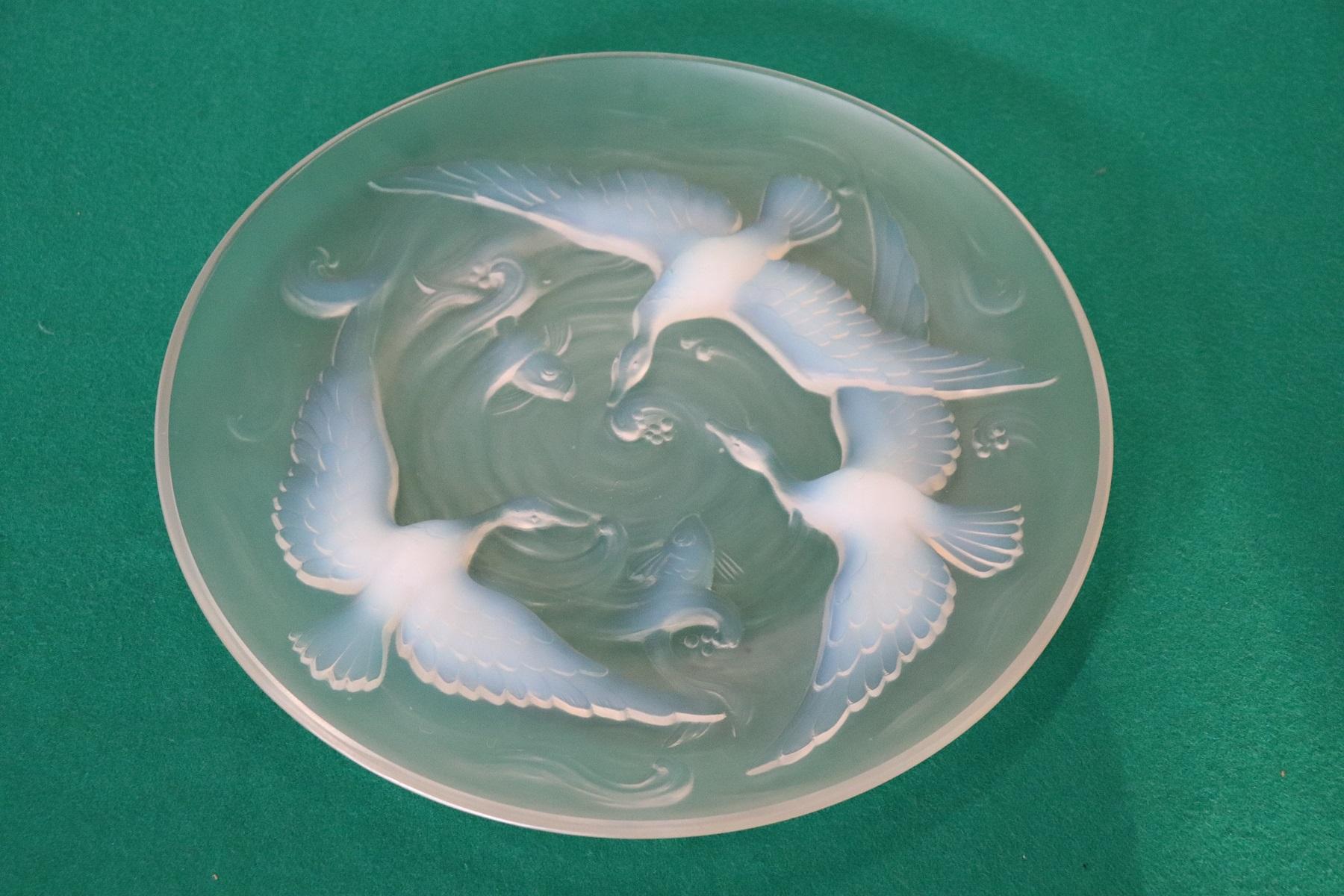 Early 20th Century 20th Century Art Deco Verlys Glass French Plate in Transparent Color with Birds