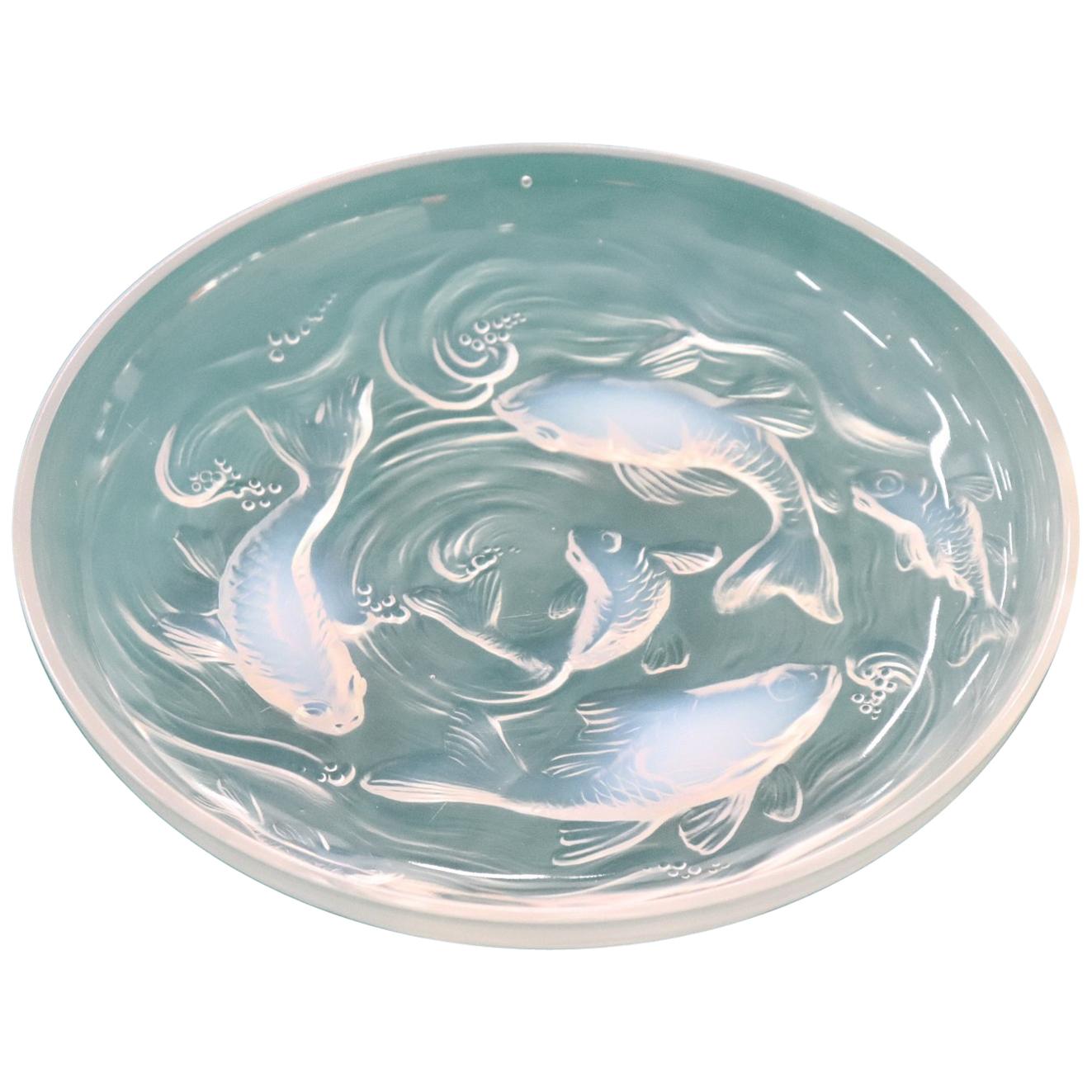 20th Century Art Deco Verlys Glass French Plate in Transparent Color with Fishes