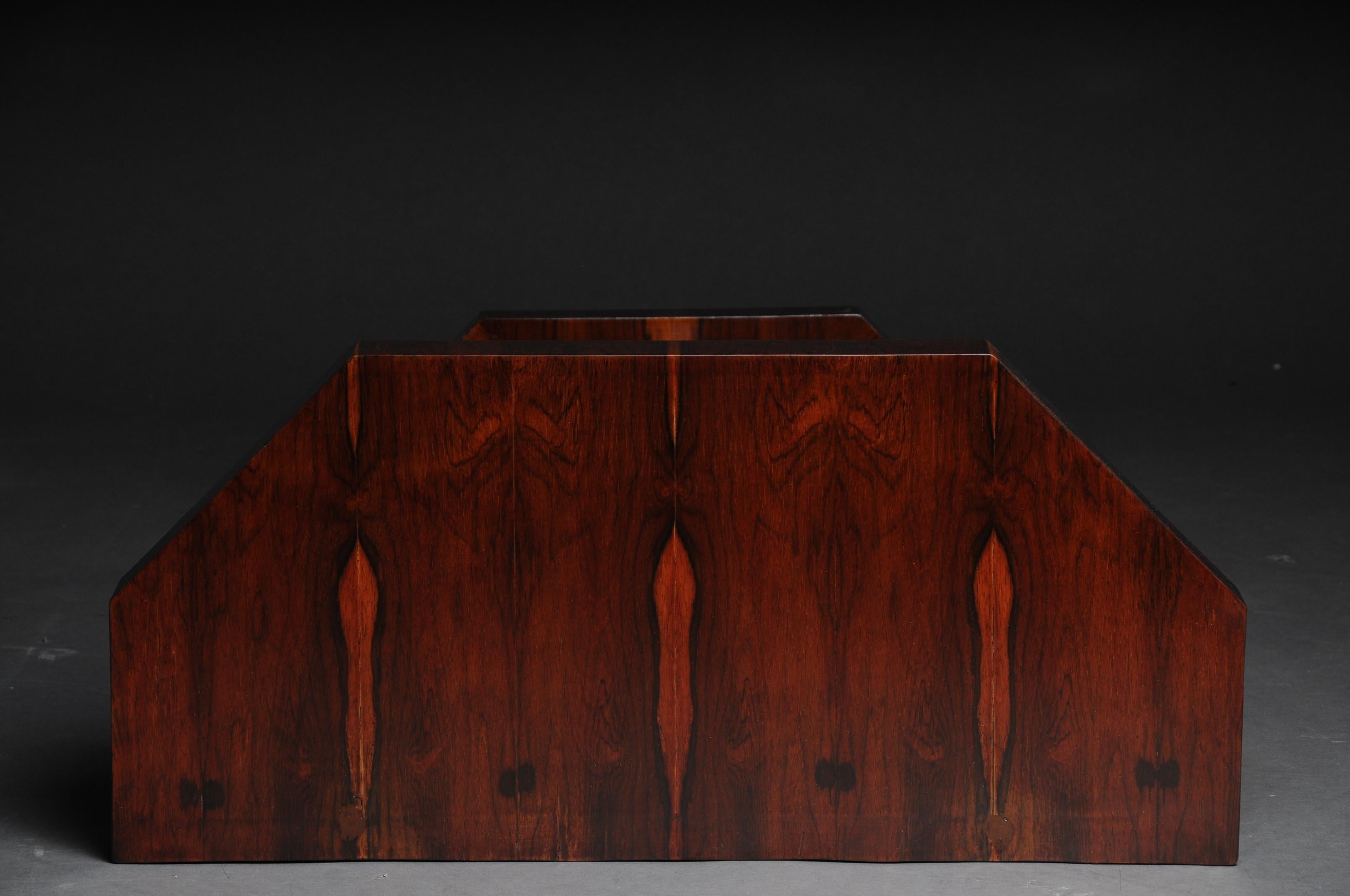 20th Century Art Deco Wall Console / Veneered Sideboard For Sale 5