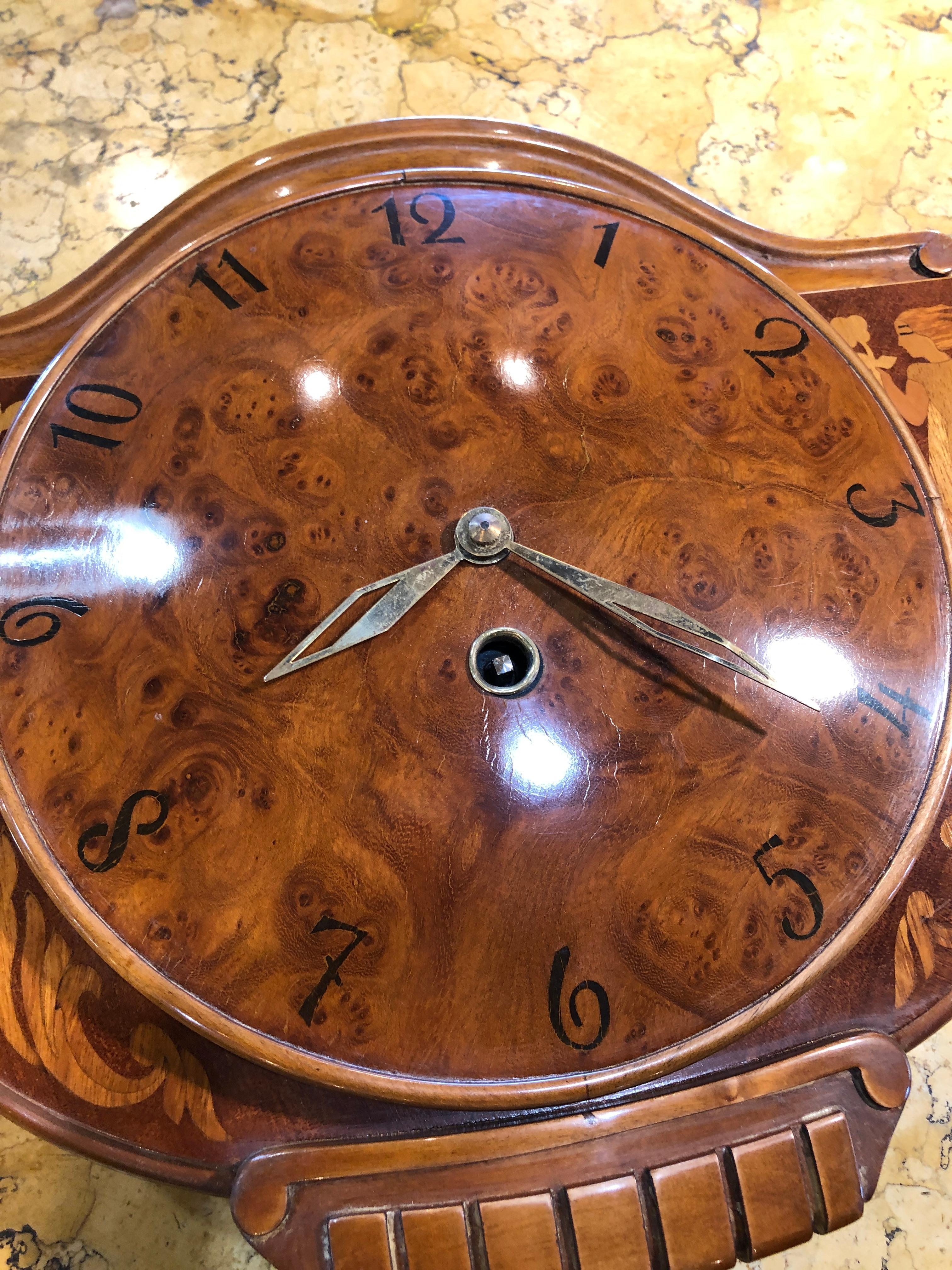 Inlay 20th Century Art Deco Walnut and Root Inlaid Sweden Clock, 1940s