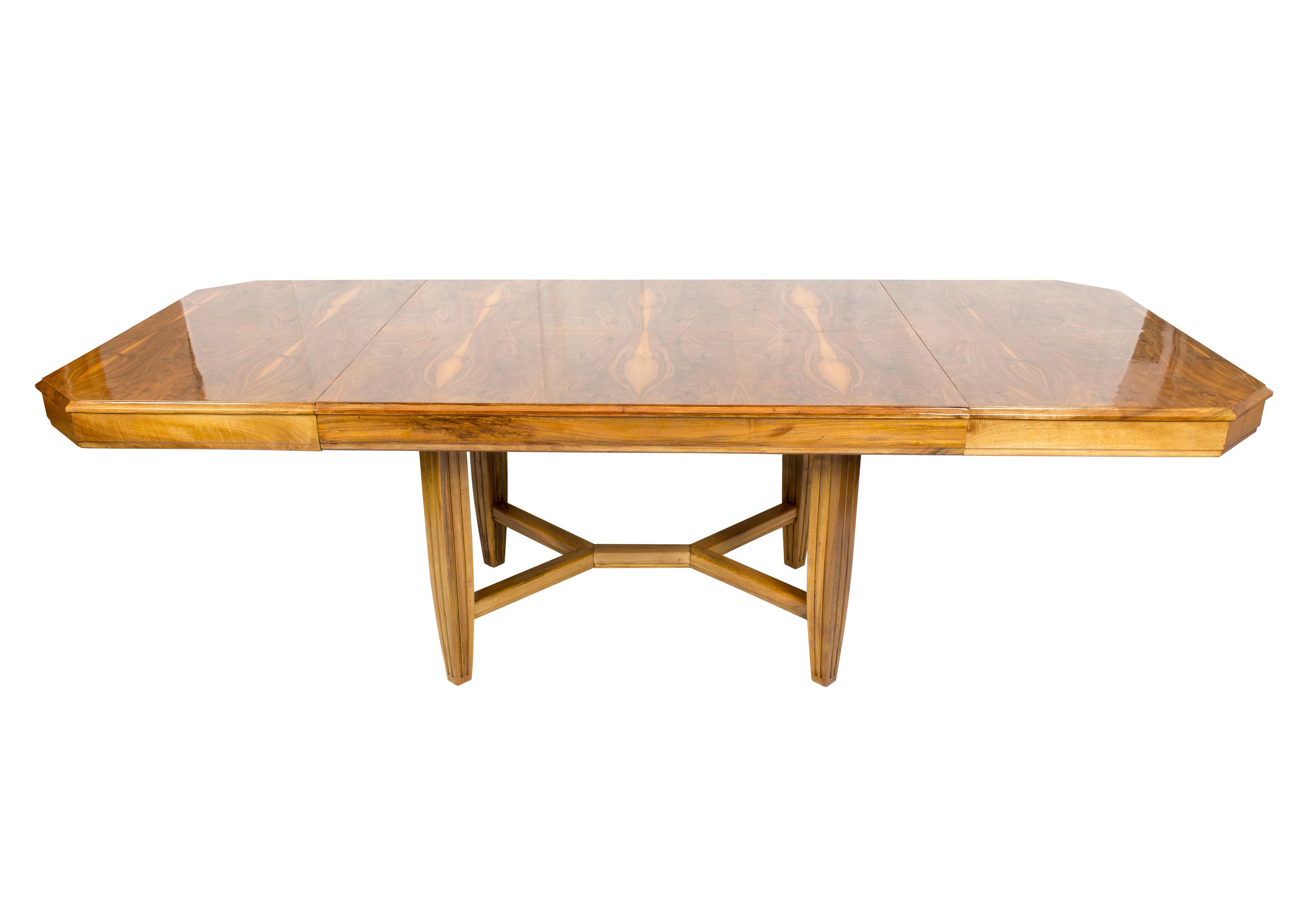 German 20th Century, Art Deco Walnut Table Extendable For Sale