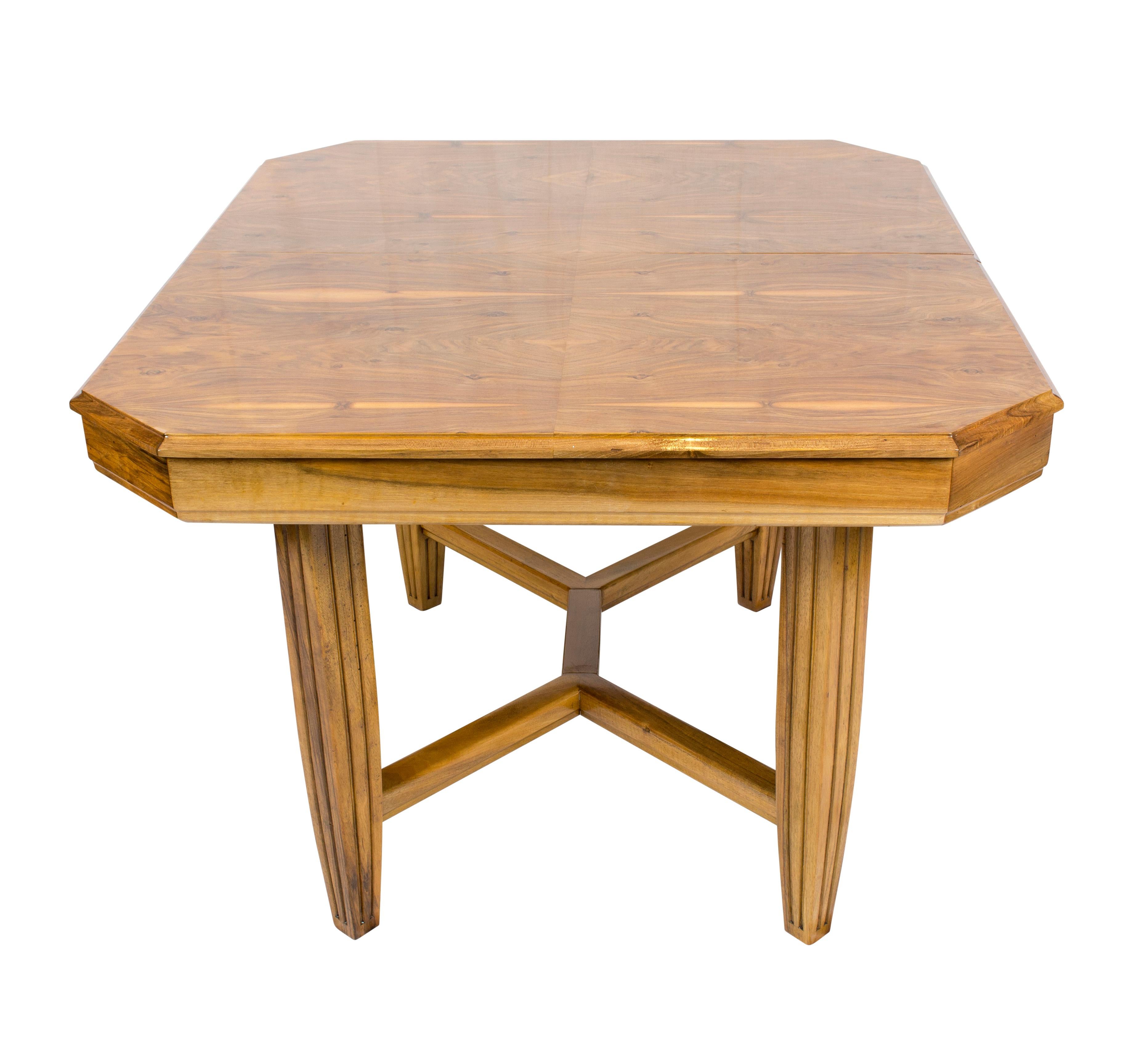 Early 20th Century 20th Century, Art Deco Walnut Table Extendable For Sale