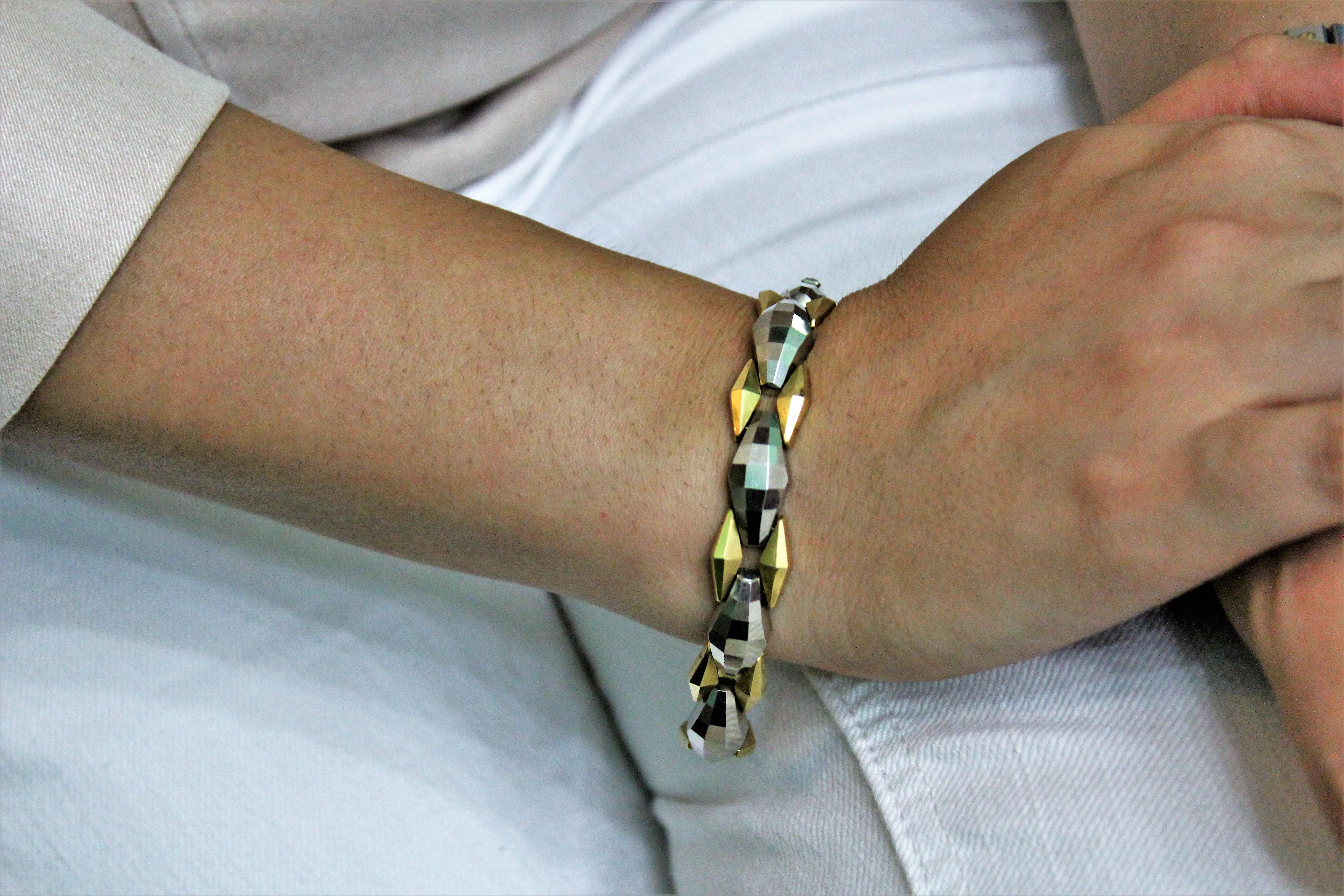 20th Century Art Deco Yellow and White Gold Bracelet Italy, 1930s For Sale 3