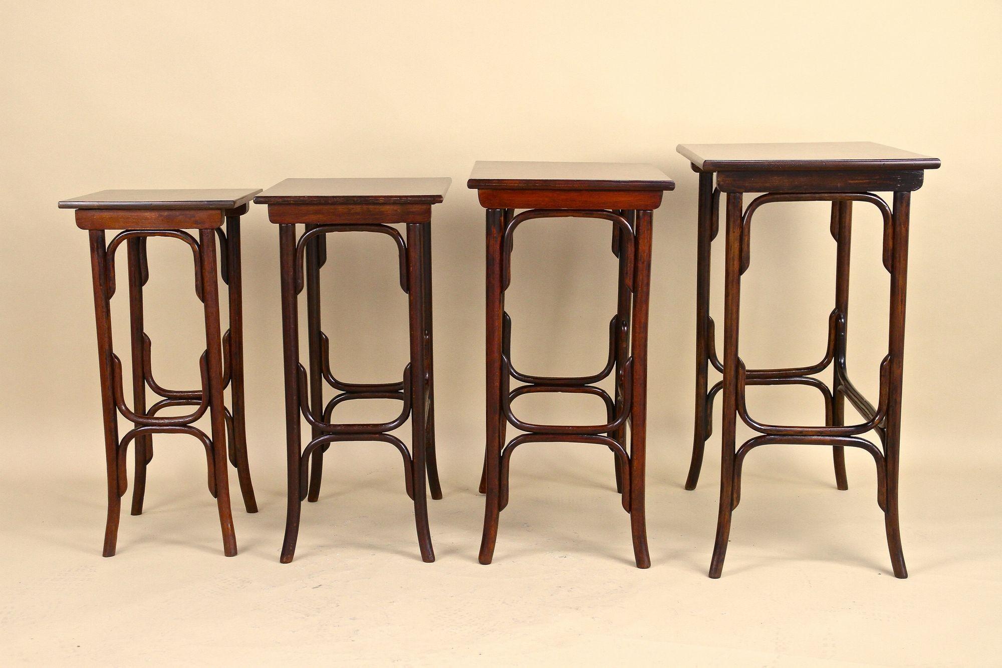 Austrian 20th Century Art Nouveau Bentwood Nesting Tables by Thonet, Austria circa 1905 For Sale