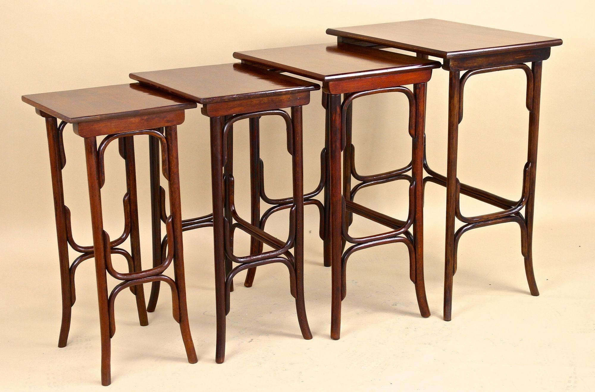 Beech 20th Century Art Nouveau Bentwood Nesting Tables by Thonet, Austria circa 1905 For Sale