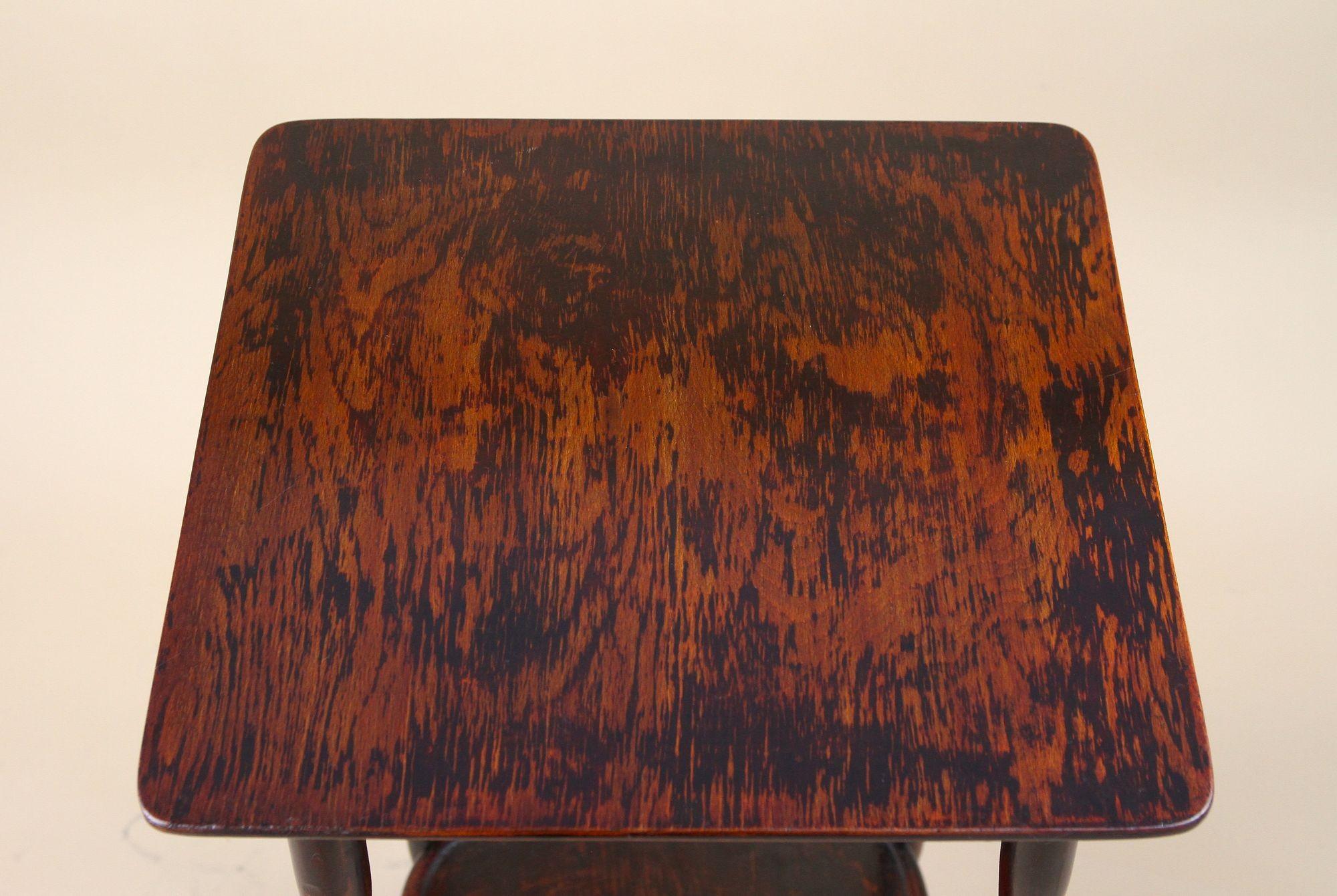 20. Jahrhundert Jugendstil Beistelltisch aus Bugholz Nr. 960 von J & J Kohn, AT ca. 1910 im Angebot 6