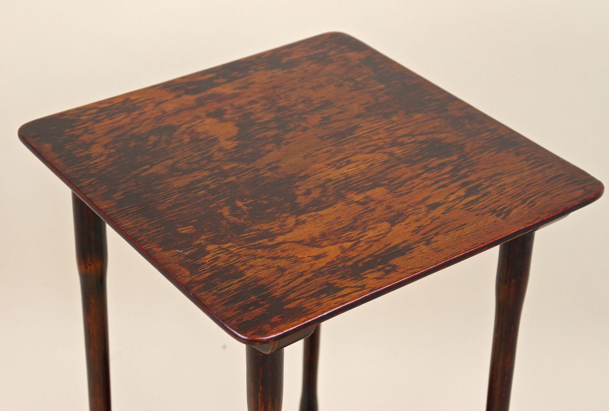 20. Jahrhundert Jugendstil Beistelltisch aus Bugholz Nr. 960 von J & J Kohn, AT ca. 1910 im Angebot 3