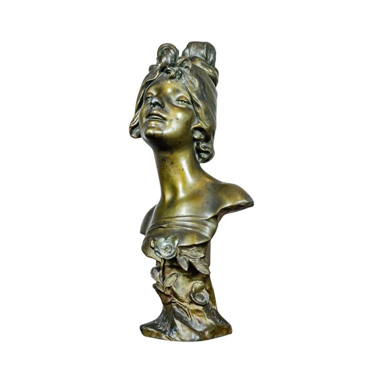 20th Century Art Nouveau Bust of a Woman