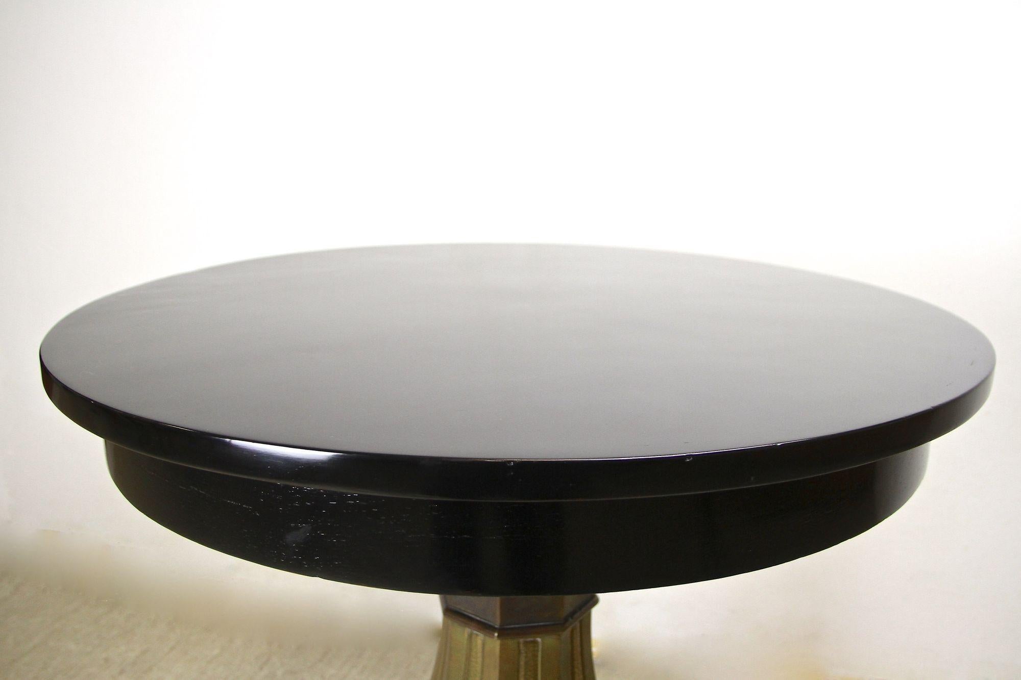 Table basse/table d'appoint Art nouveau du 20ème siècle avec base en laiton, Autriche, vers 1910 en vente 3
