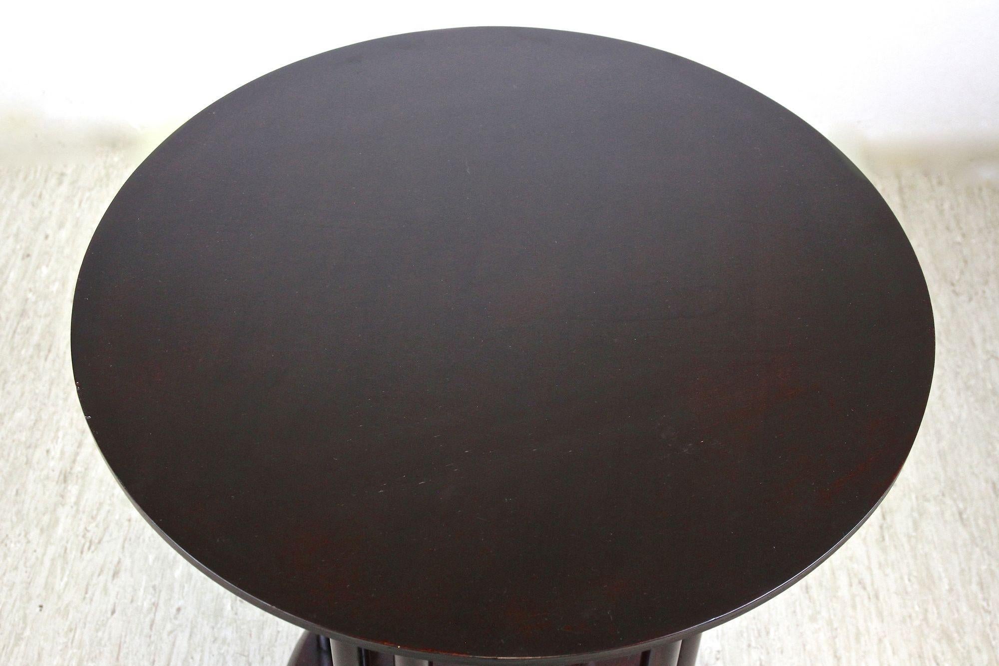 Mesa de centro Art Nouveau del siglo XX Fledermaus de Josef Hoffmann, AT ca. 1906 Haya en venta
