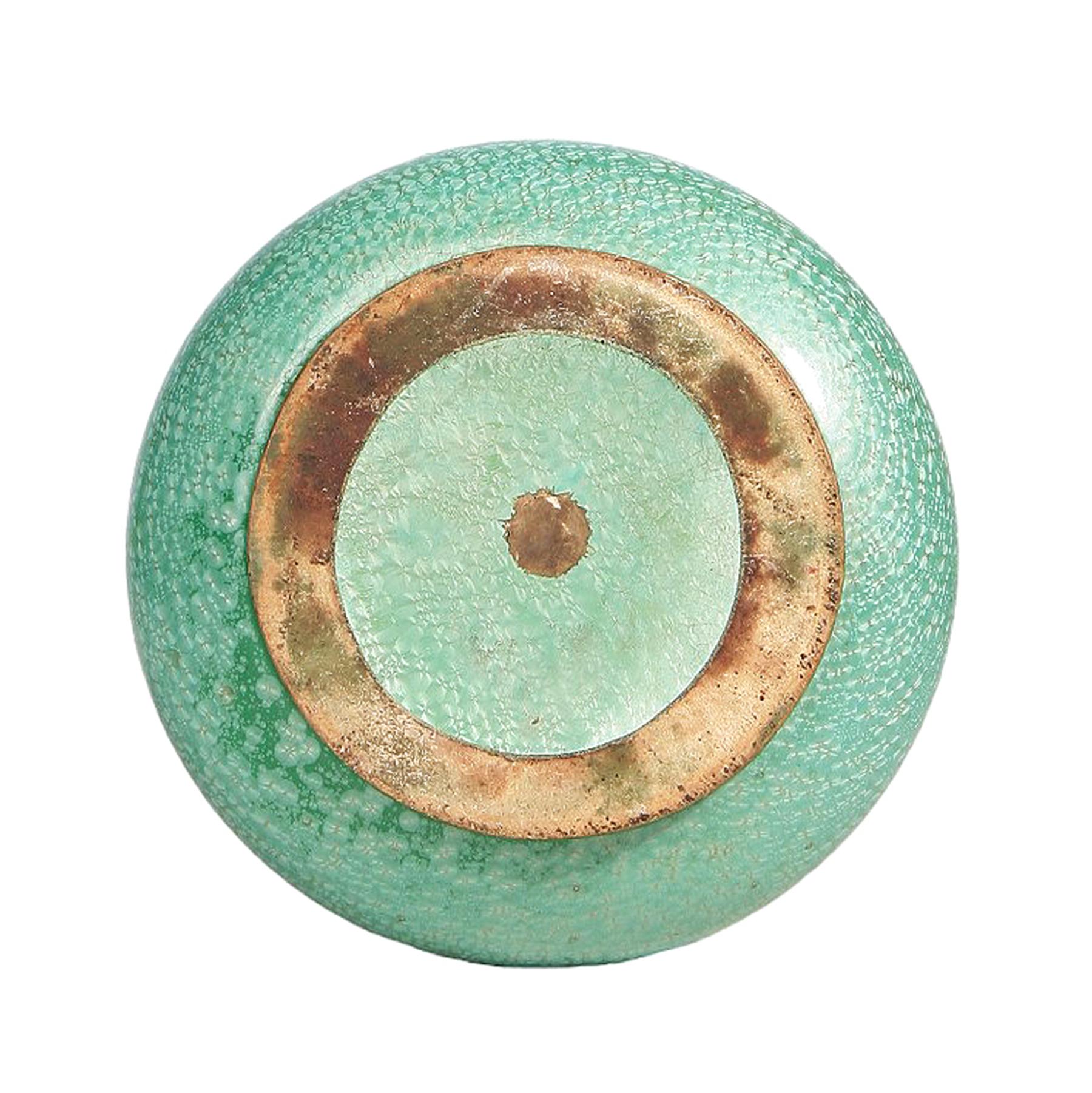 Vaso in ceramica verde Art Nouveau del XX secolo con bordo/collare in argento, Austria in vendita 3