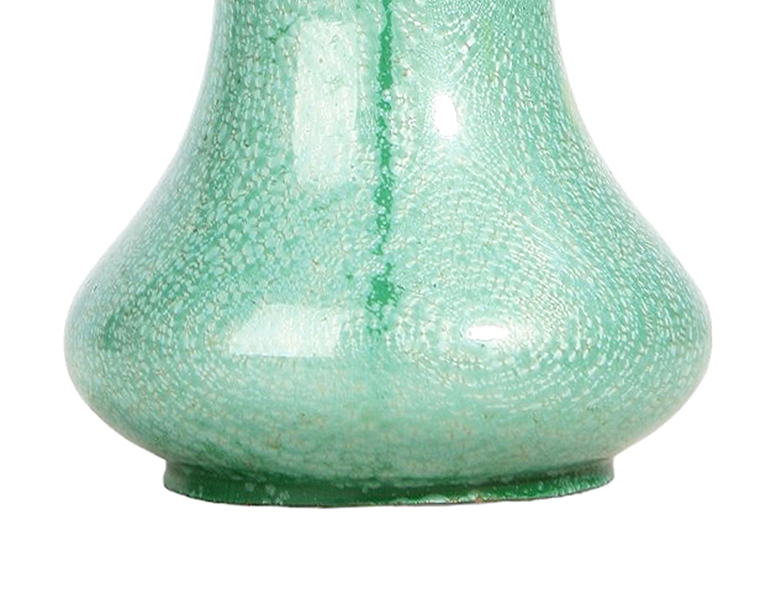 Vaso in ceramica verde Art Nouveau del XX secolo con bordo/collare in argento, Austria in vendita 2