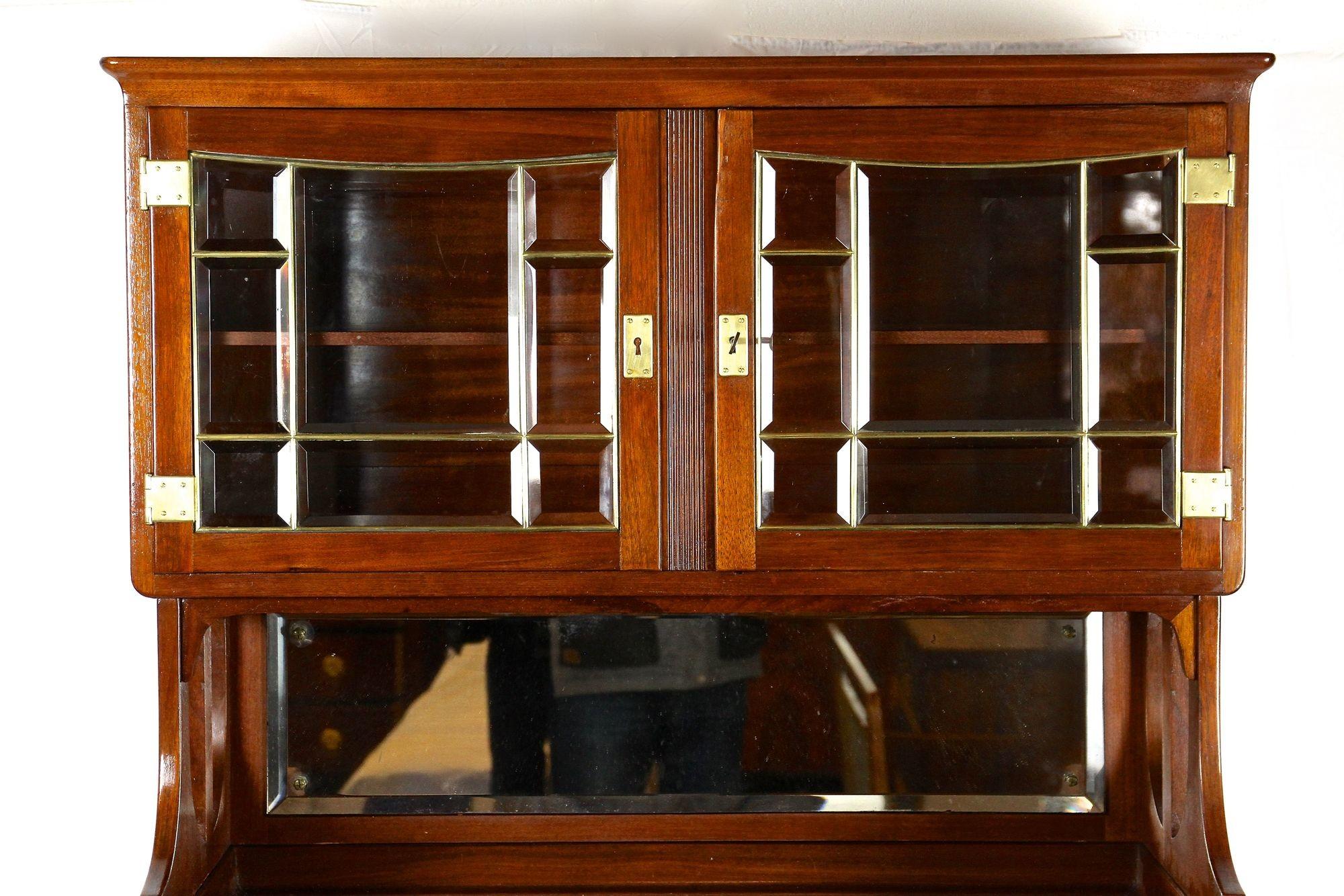 Austrian 20th Century Art Nouveau Mahogany Buffet Cabinet, Austria ca. 1910