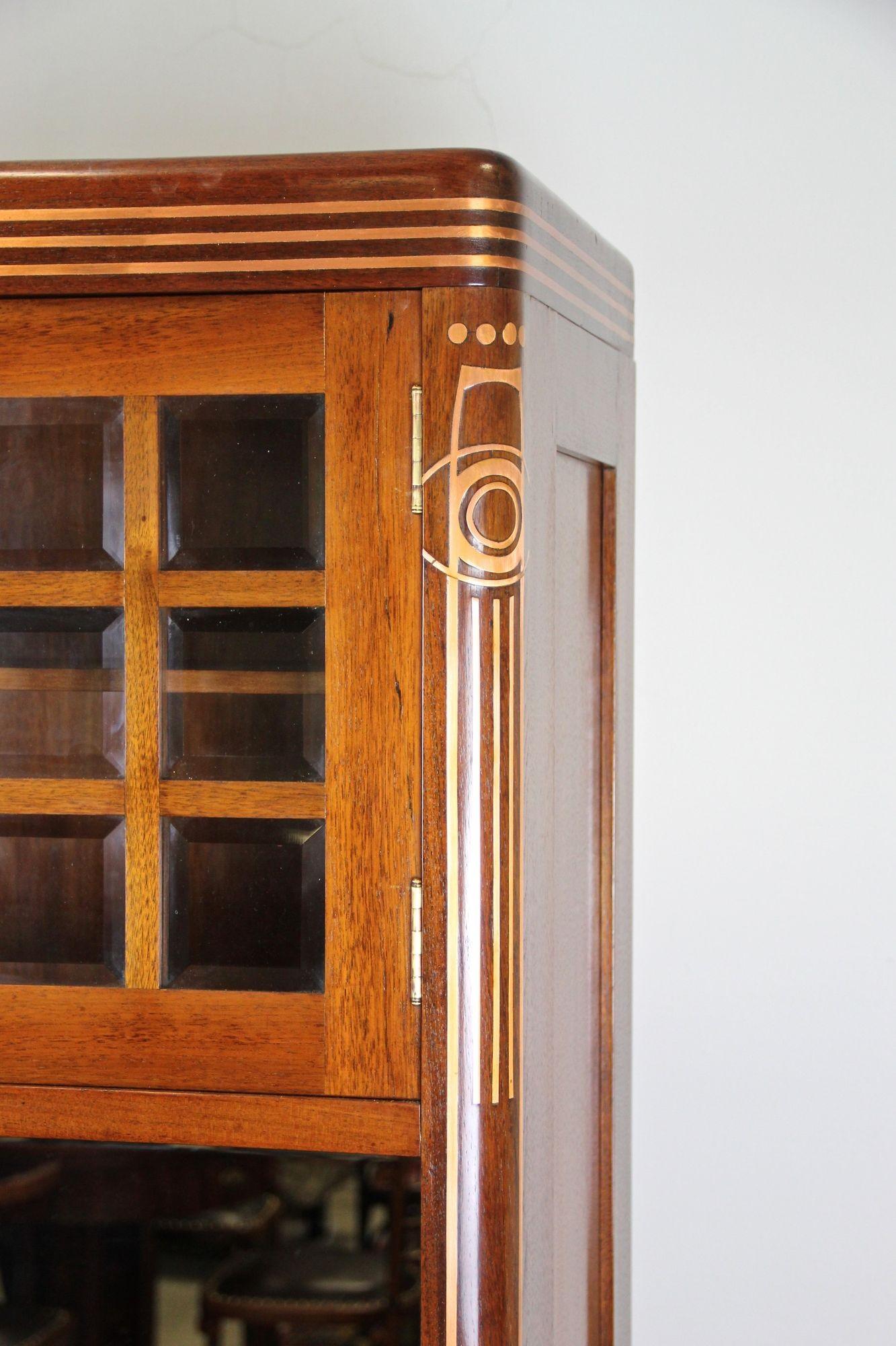 20th Century Art Nouveau Mahogany Cabinet/ Buffet by August Ungethüm, AT ca 1900 For Sale 3