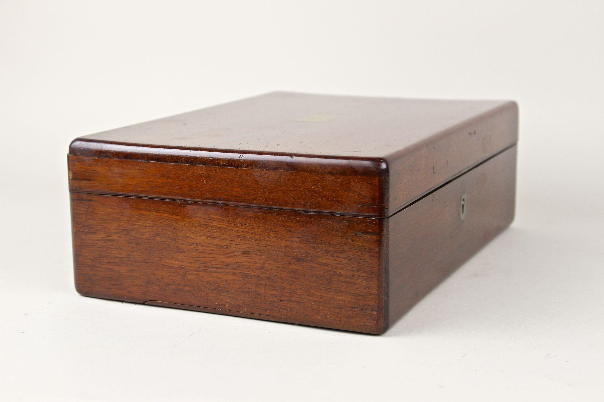 Caja/humidor de madera de caoba Art Nouveau del siglo XX, AT ca. 1915 5