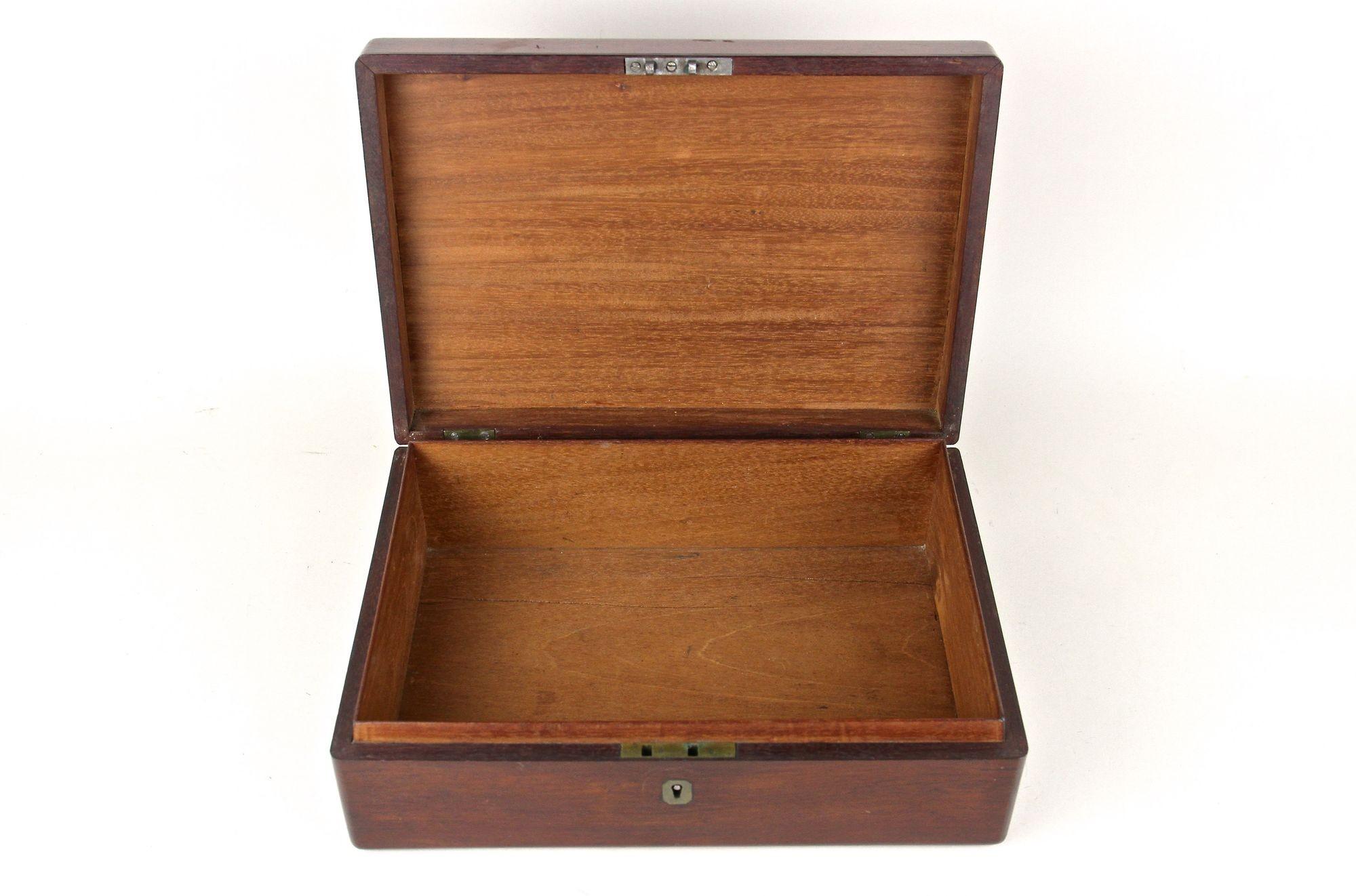 Caja/humidor de madera de caoba Art Nouveau del siglo XX, AT ca. 1915 Austríaco