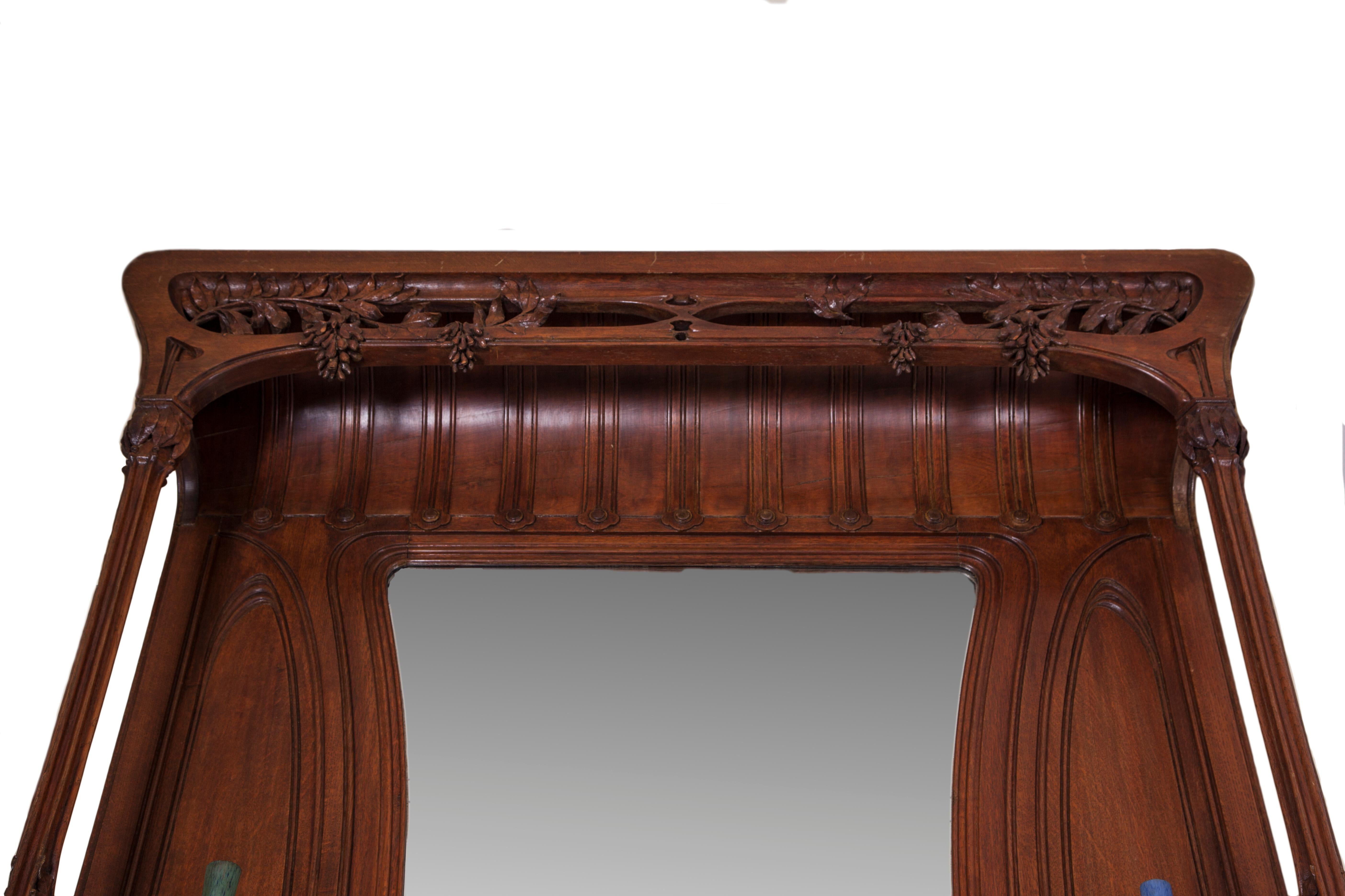 20th Century Art Nouveau Oak Signed A. Ruiz Barcelona Fireplace For Sale 3