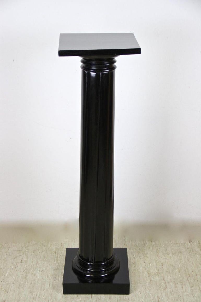 Austrian 20th Century Art Nouveau Pedestal or Column, ebonized /handcarved, AT ca. 1900 For Sale
