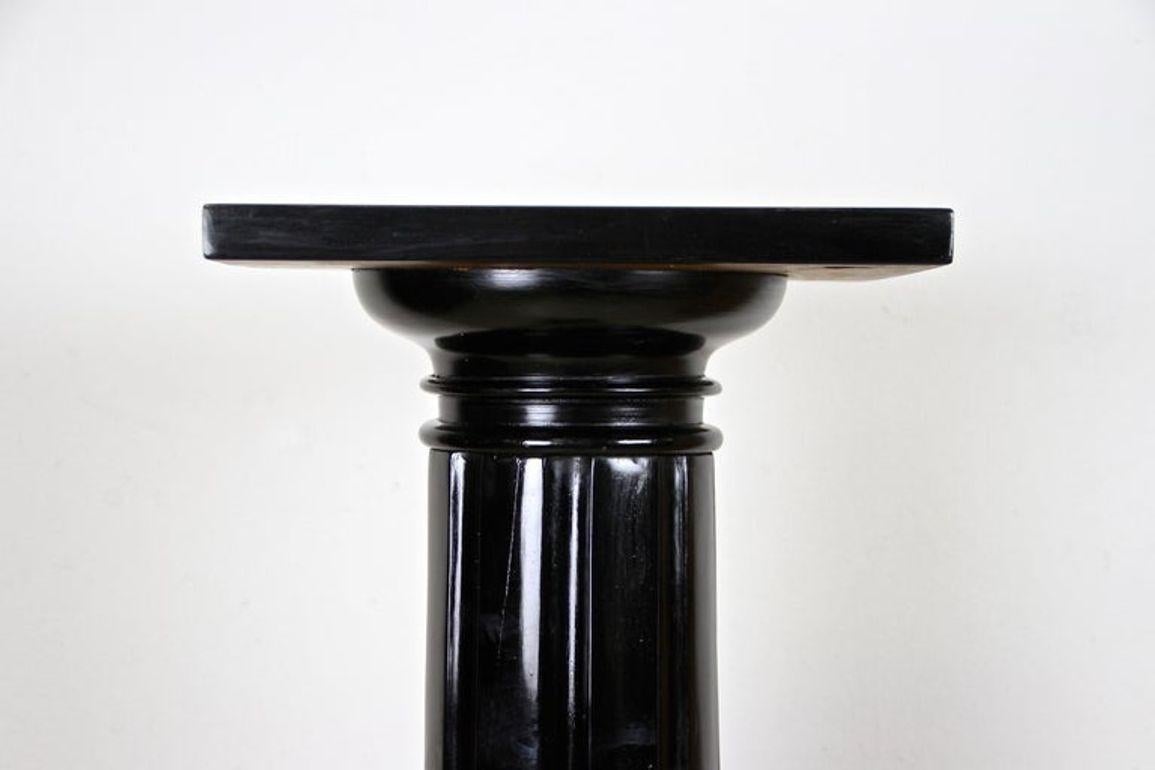 Beech 20th Century Art Nouveau Pedestal or Column, ebonized /handcarved, AT ca. 1900 For Sale