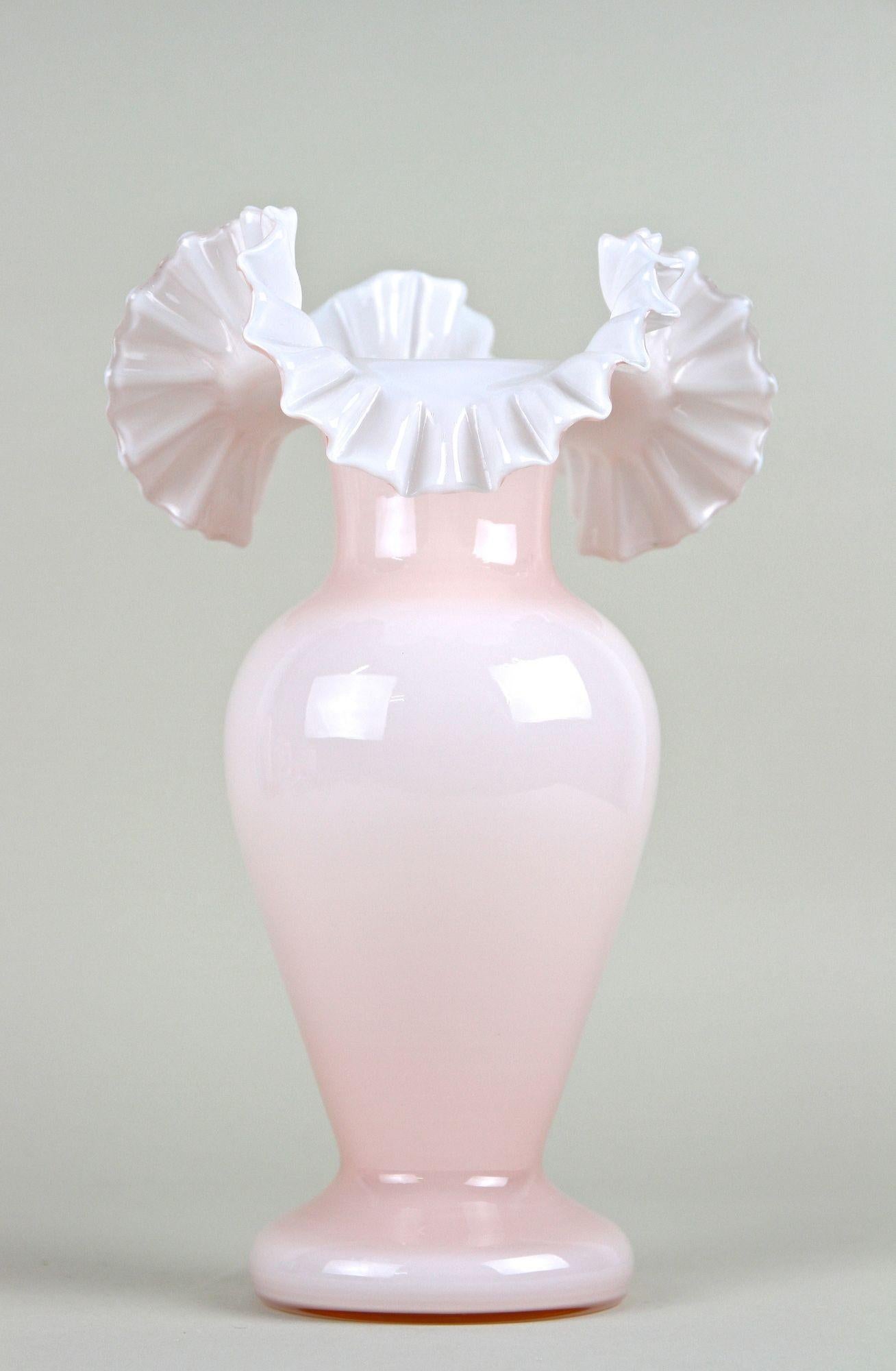 Blown Glass 20th Century Art Nouveau Pink Frilly Edged Glass Vase, Austria circa 1900 For Sale