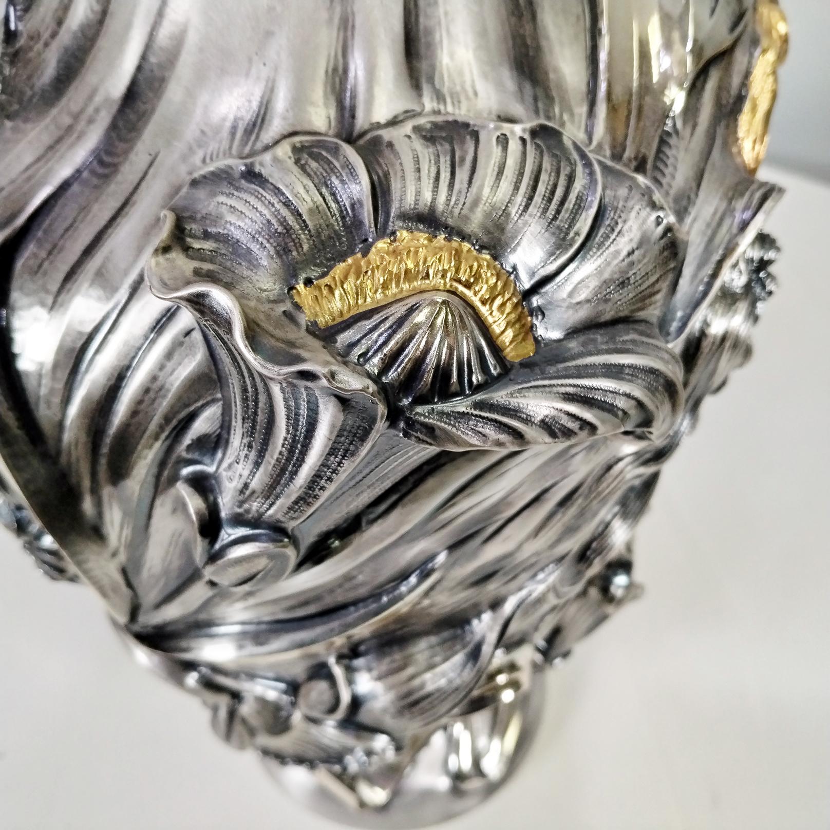 20th Century Art Nouveau Revival Italian Sterling Silver Vase For Sale 5