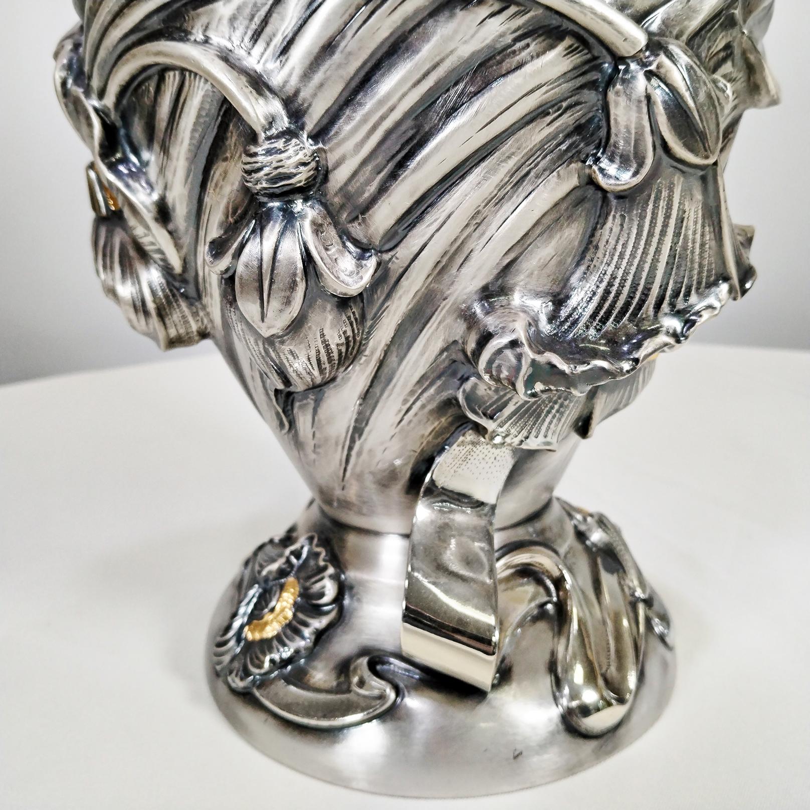 20th Century Art Nouveau Revival Italian Sterling Silver Vase For Sale 9
