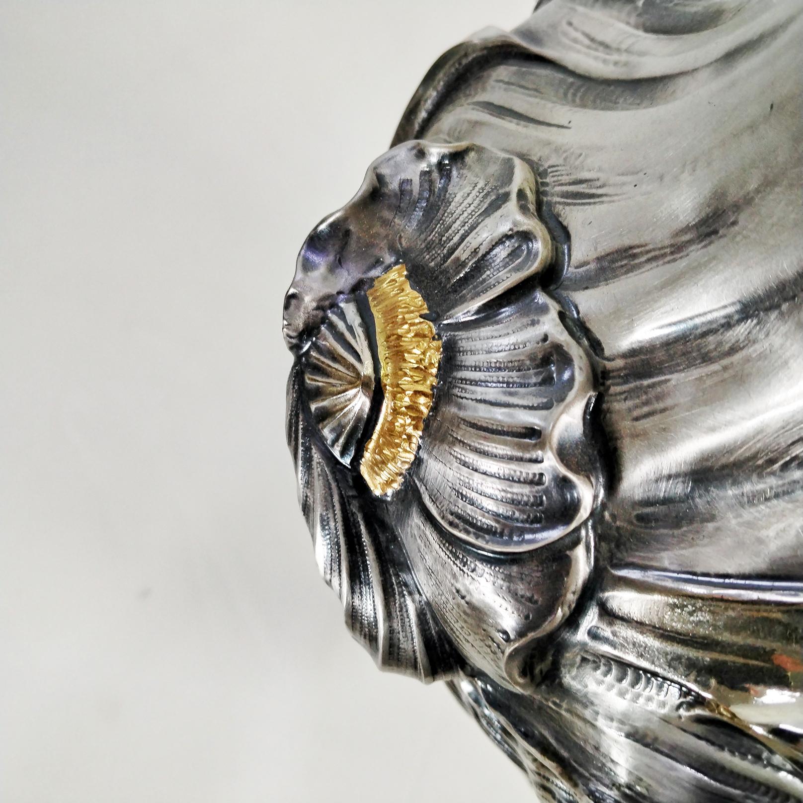 20th Century Art Nouveau Revival Italian Sterling Silver Vase For Sale 11