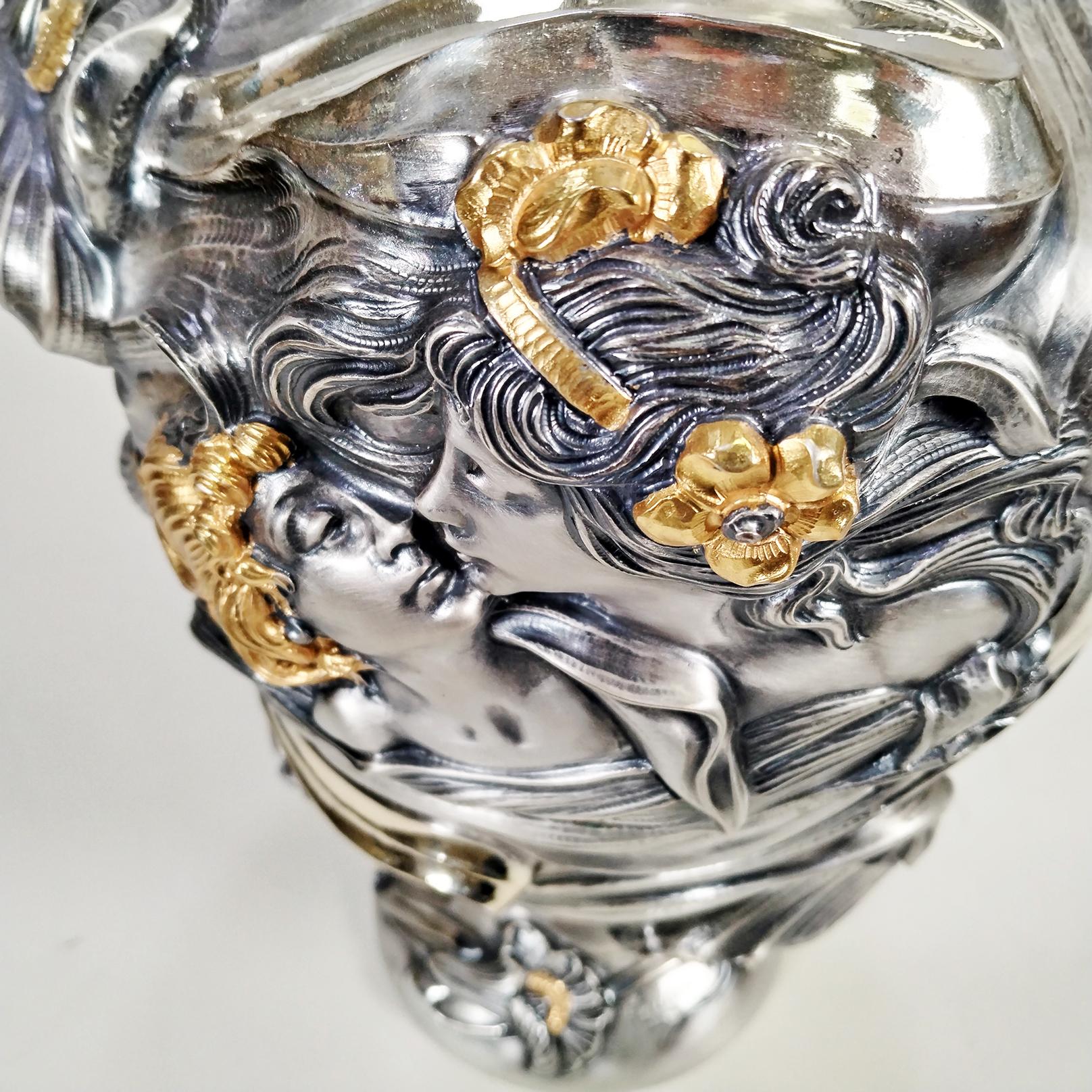 20th Century Art Nouveau Revival Italian Sterling Silver Vase For Sale 2