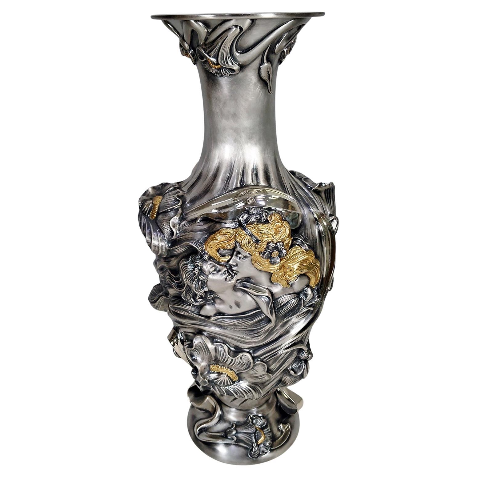Jarrón de plata de ley italiana del Renacimiento Art Nouveau del siglo XX