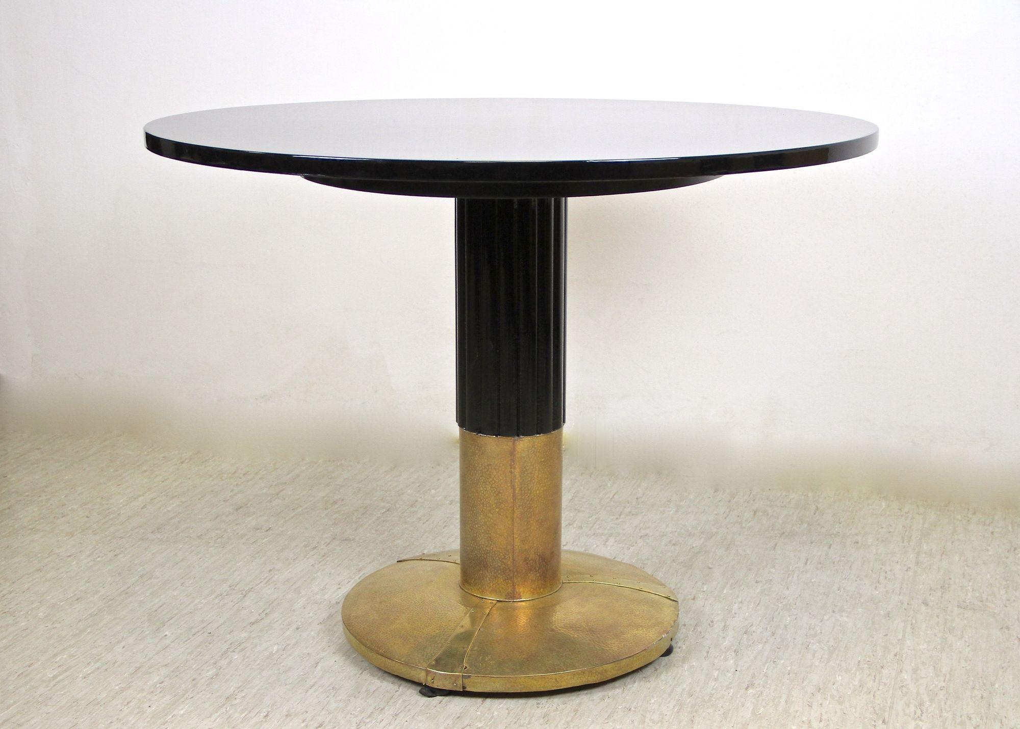 Austriaco Suite da salotto Art Nouveau del XX secolo con tavolo rotondo di Thonet, AT 1910 ca. in vendita