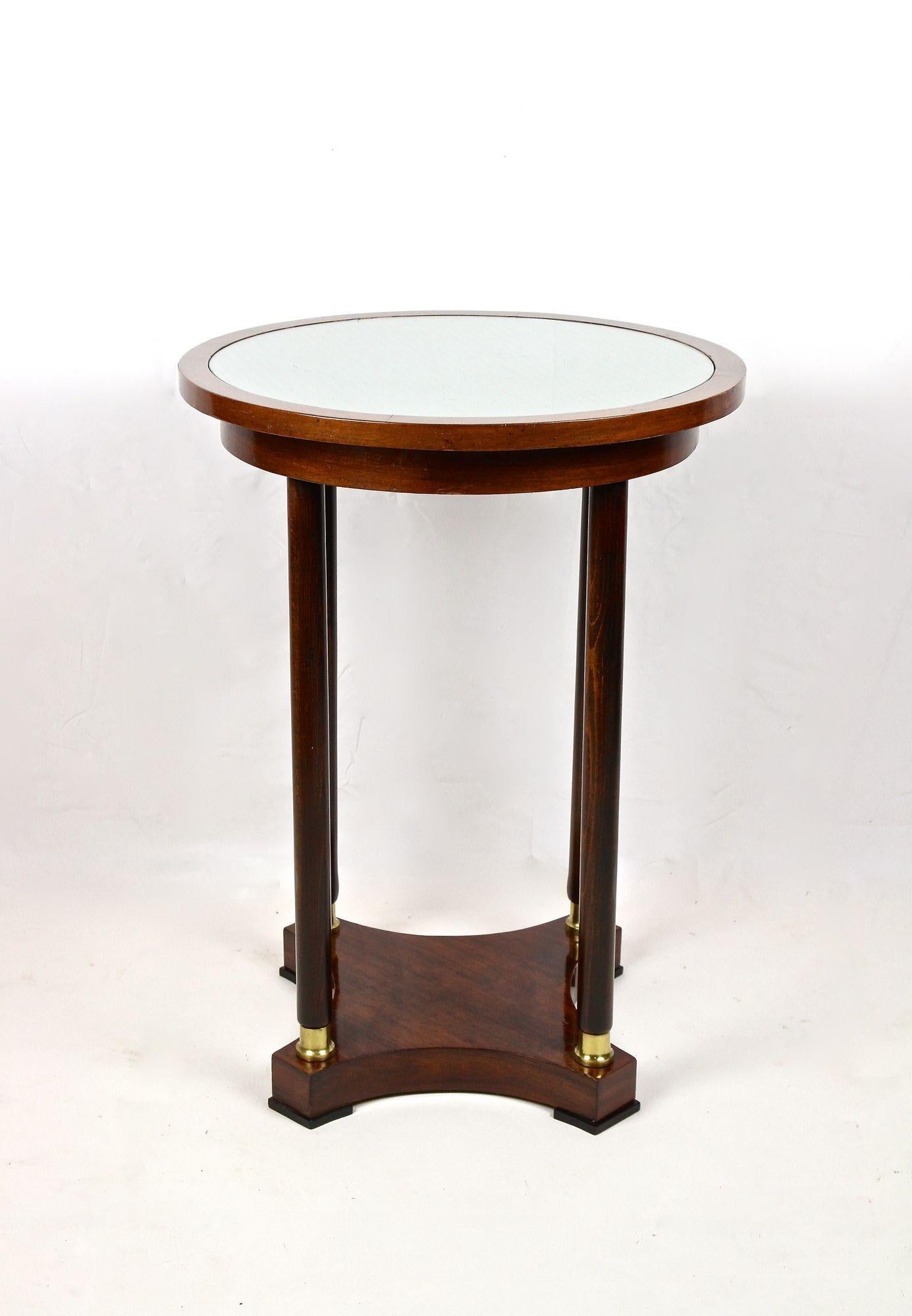 20th Century Art Nouveau Side Table/ Coffee Table, Austria ca. 1905 For Sale 6
