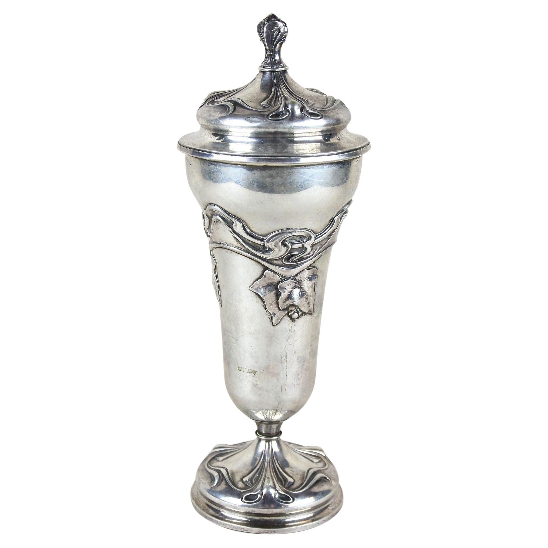 20th Century Art Nouveau Silver Amphora Vase With Lid, Austria circa 1900 For Sale