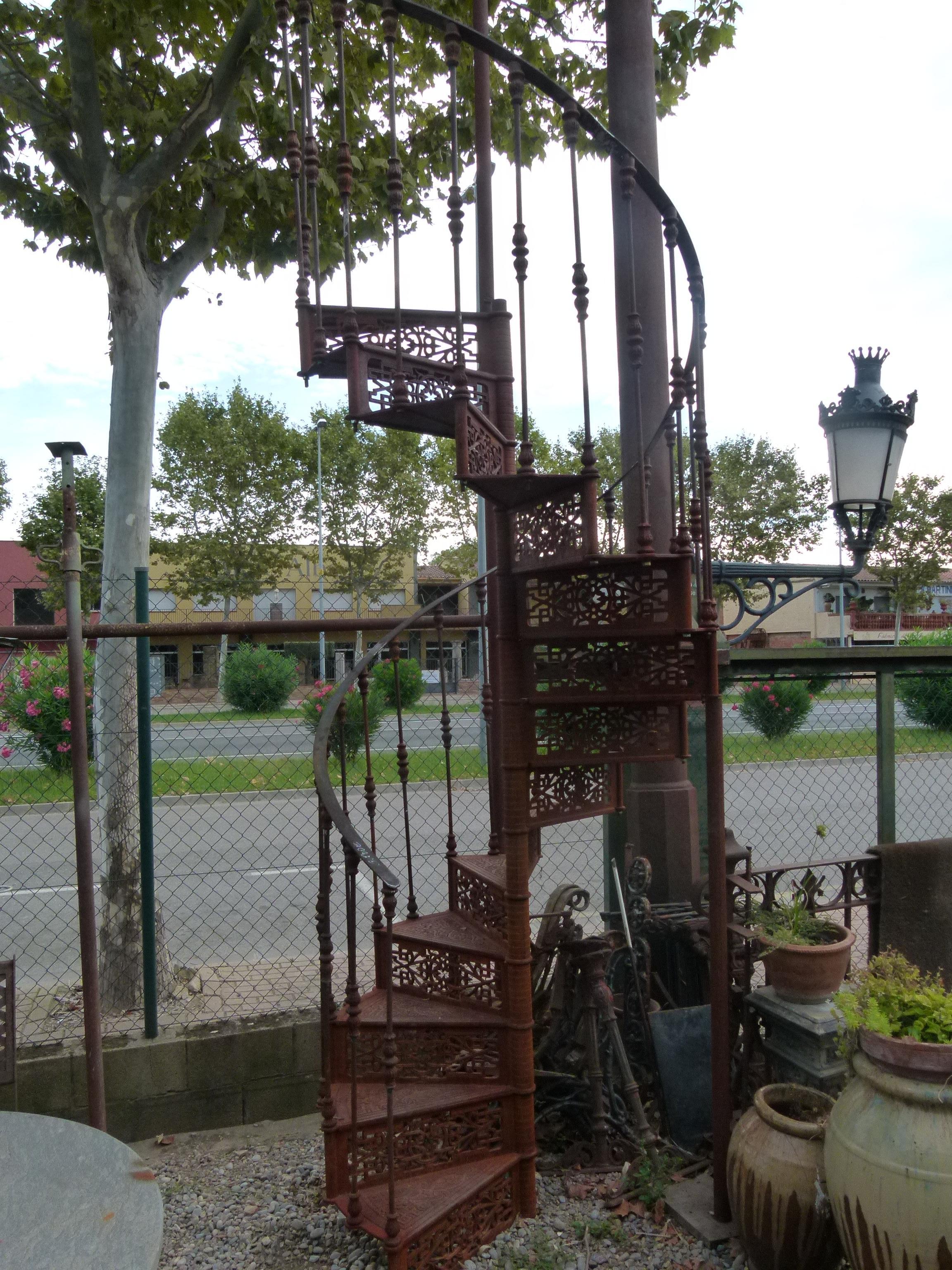 20th Century Art Nouveau Style Iron Spiral Staircase For Sale 6