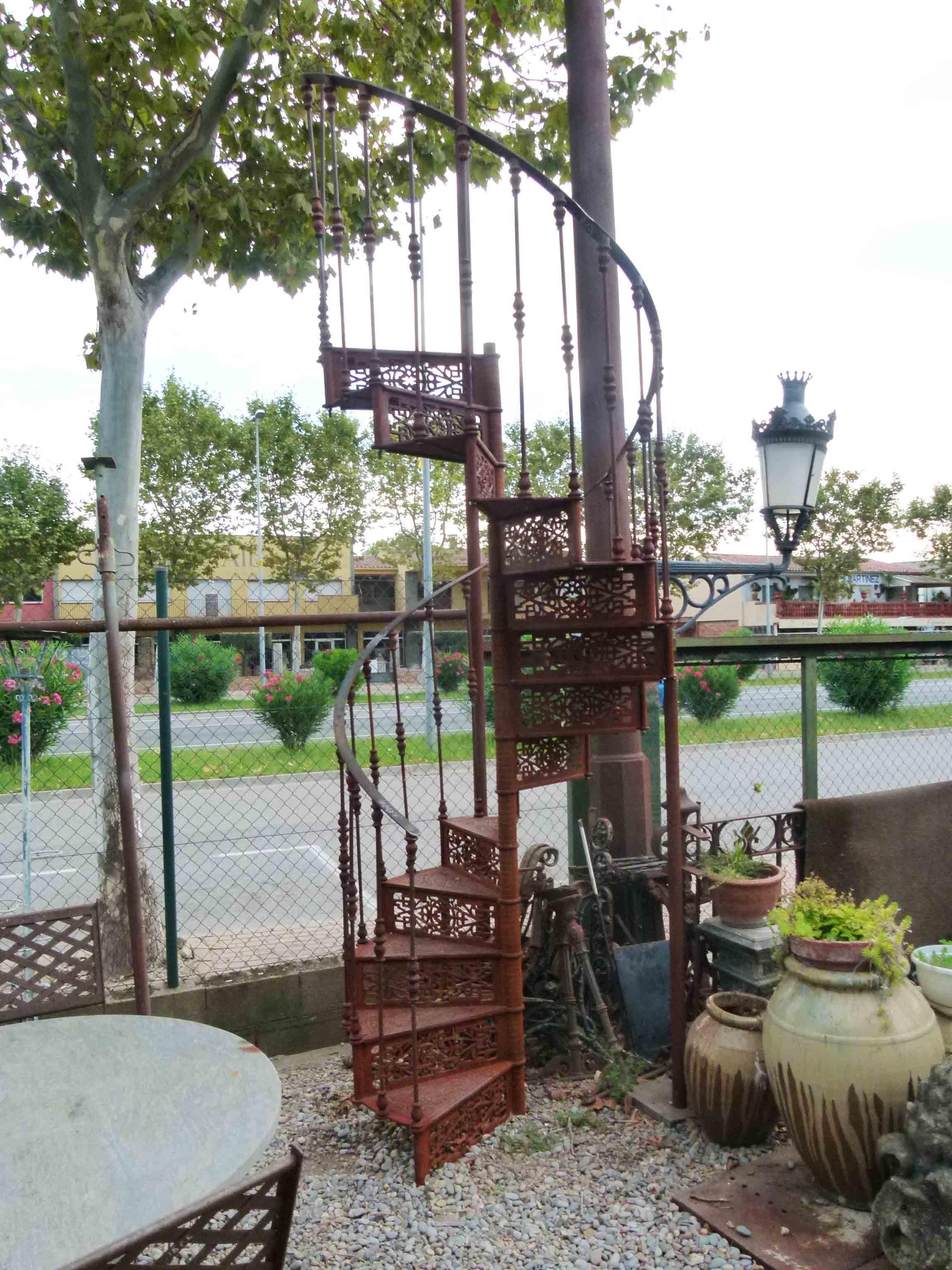 20th Century Art Nouveau Style Iron Spiral Staircase For Sale 7
