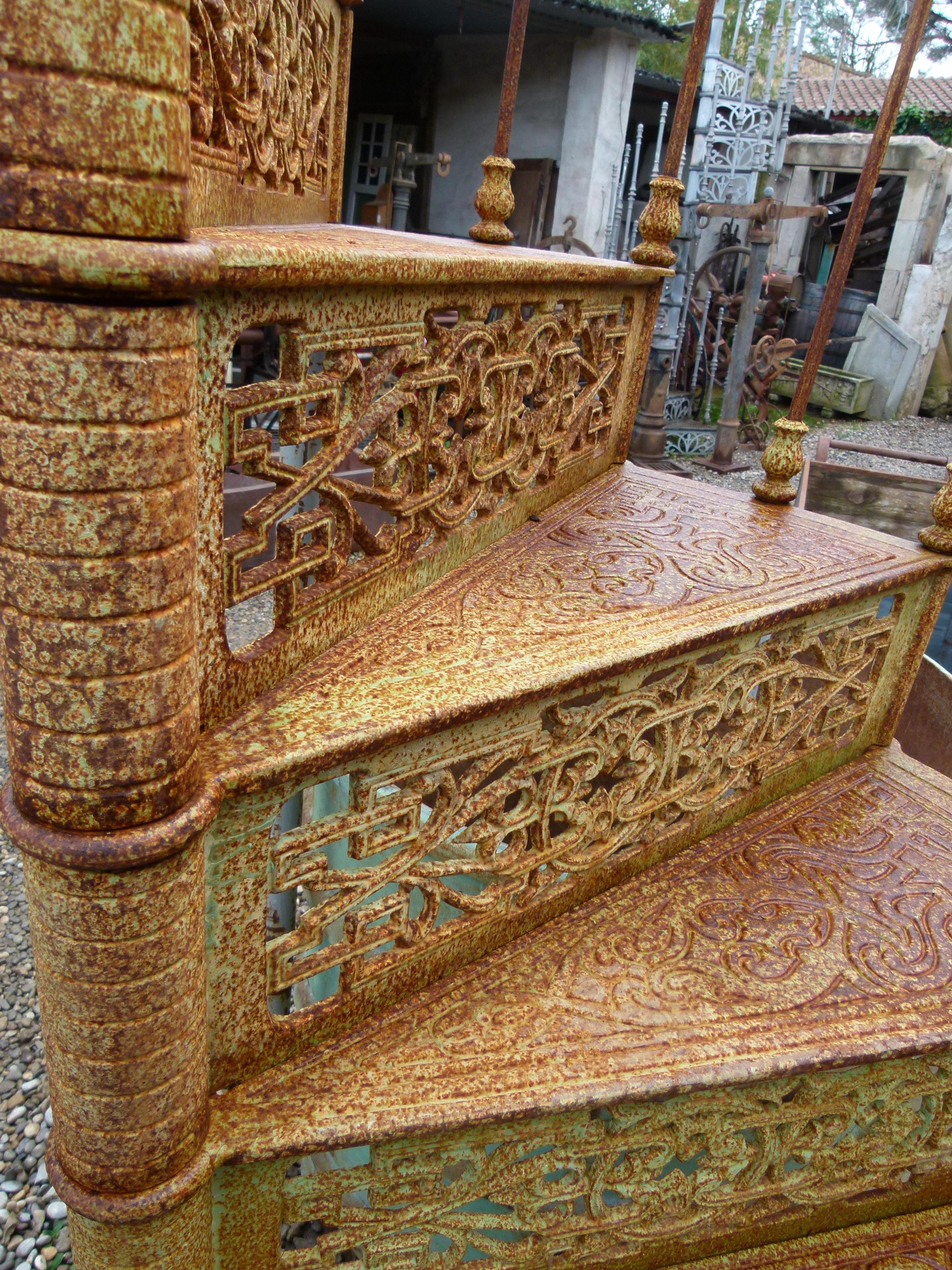 art nouveau staircase