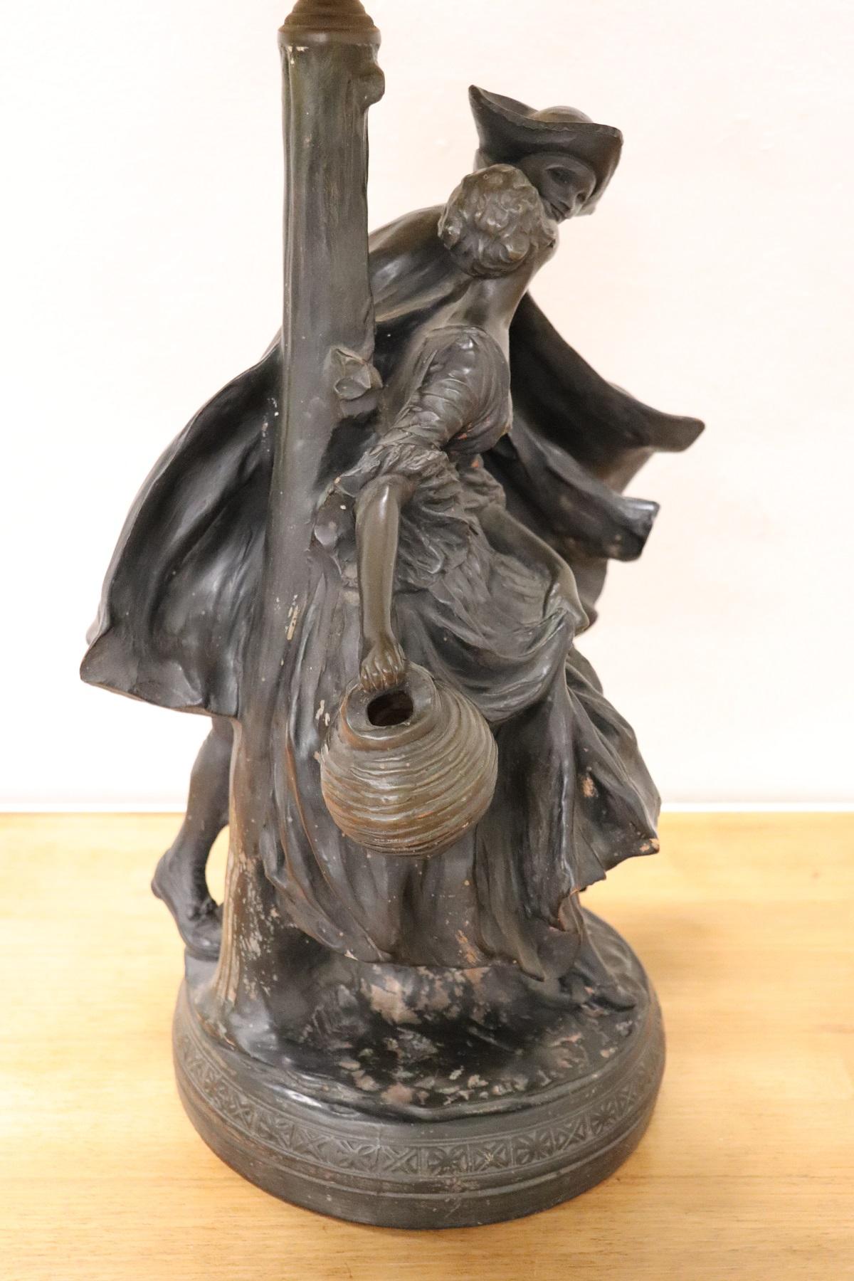 20th Century Art Nouveau Table Lamp with Sculpture in Clay, Couple in Love 1920s For Sale 2