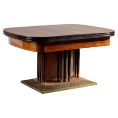 Antique 20th Century Art Nouveau Walnut Extendable Table. Vienna, c. 1900/10.