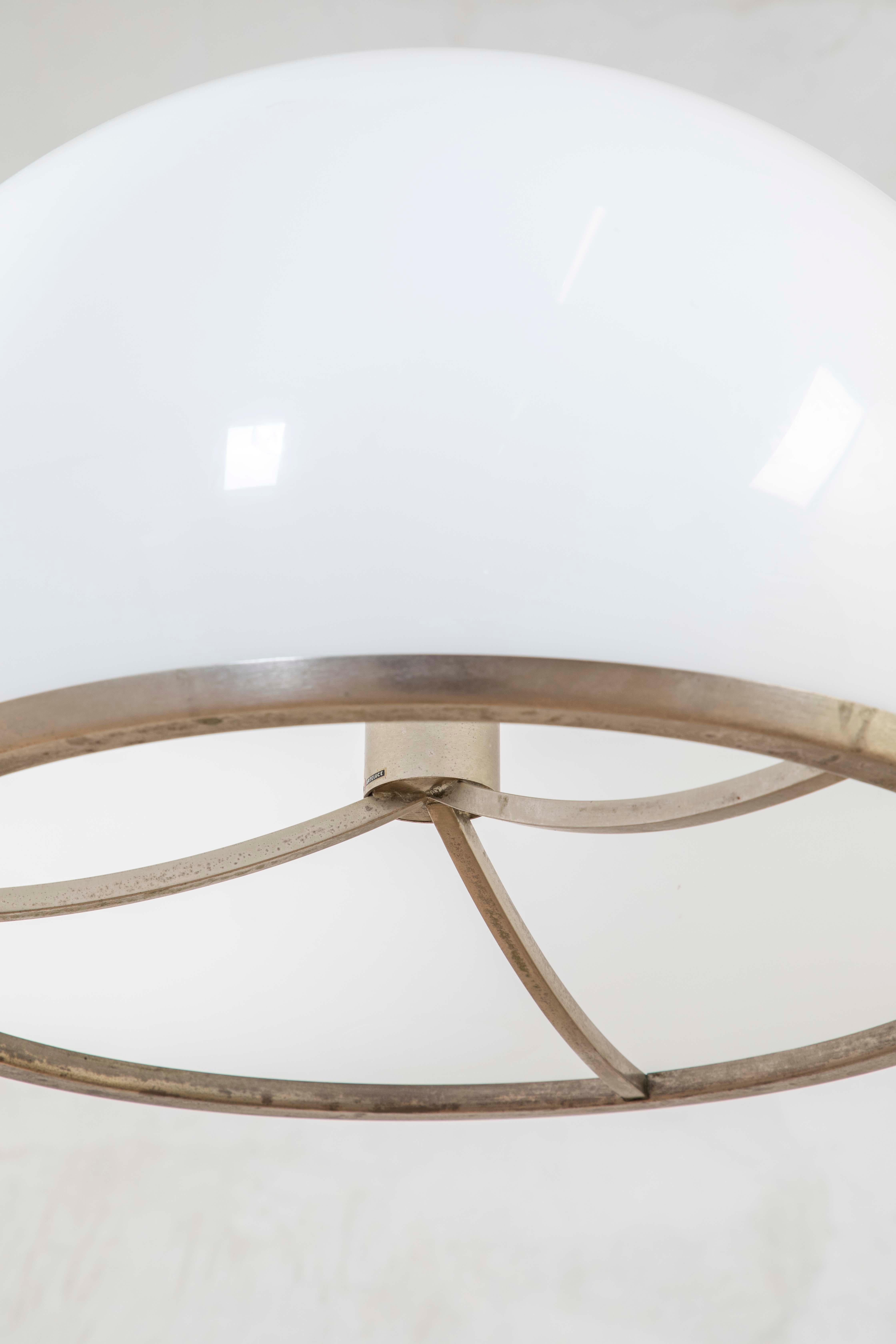 20e siècle, Arteluce Lampadaire mod. 2051 en vente 3