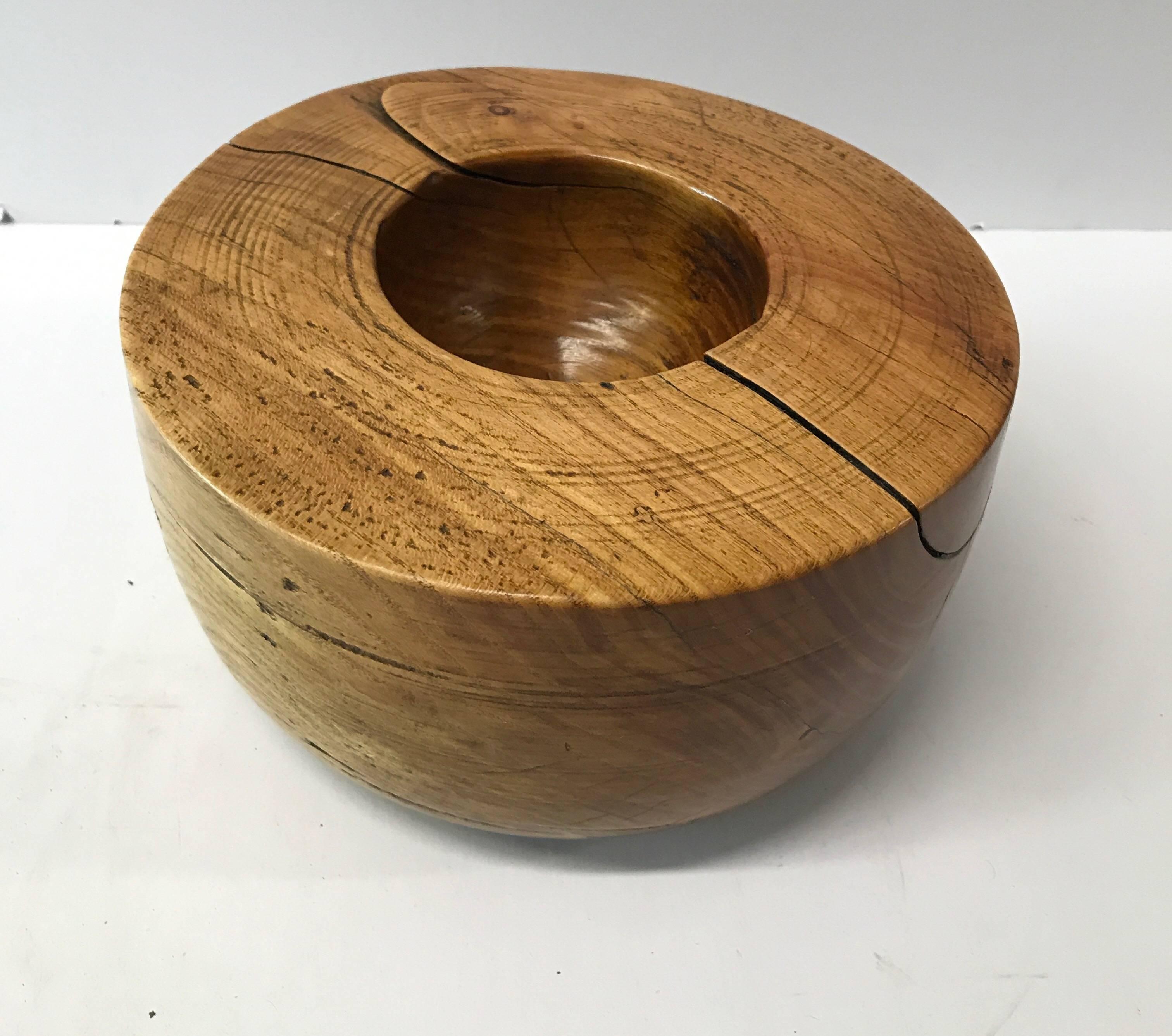 20th Century Artist-Made Burl Wood Bowl In Excellent Condition In Chicago, IL