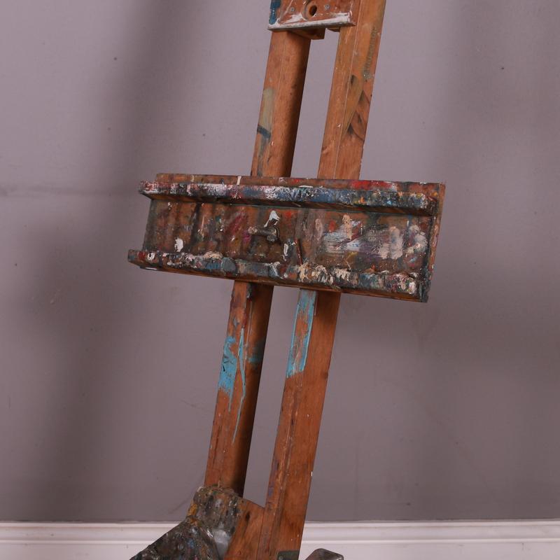 English 20th Century Artists Easel For Sale