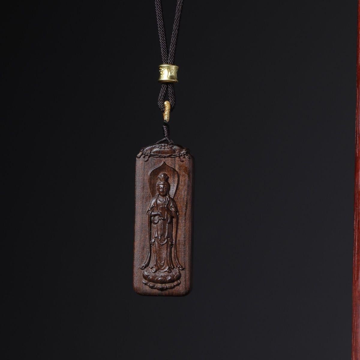 Plaque de Bouddha en bois d'agar sculpté du 20e siècle en Asie Pengdent en vente 3