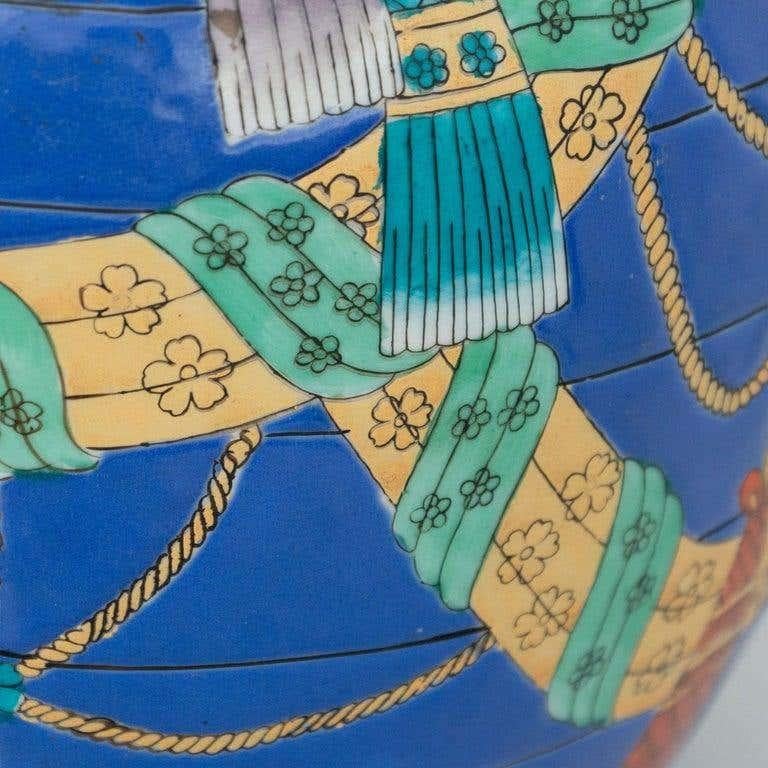 Asiatische Keramikvase des 20. Jahrhunderts im Angebot 8
