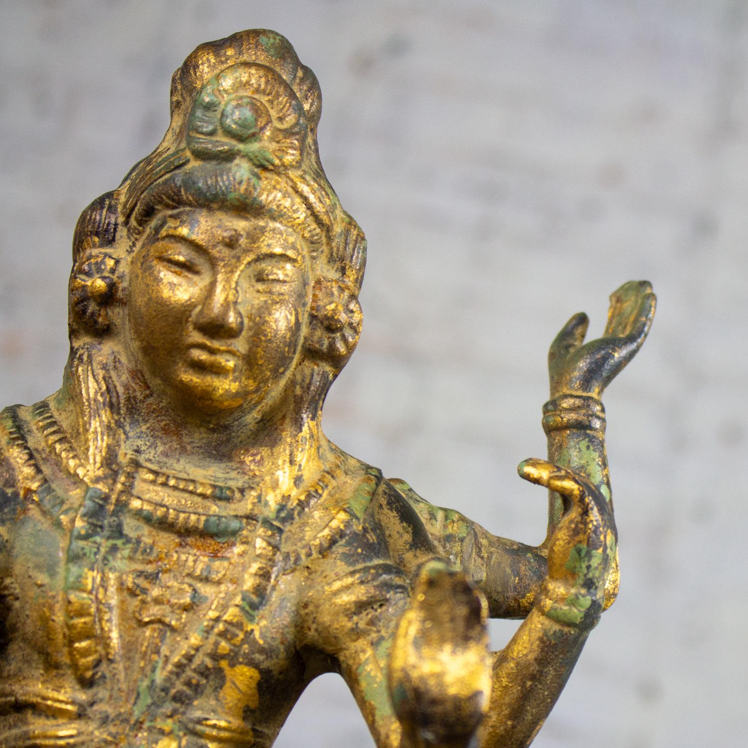 20th Century Asian Gilded Cast Iron 6-Arm Deity Vasudhara Buddhist Sculpture For Sale 1