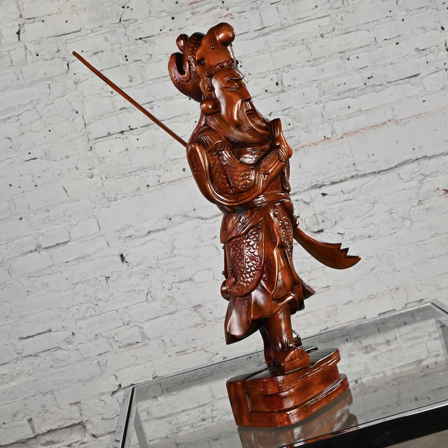 20th Century Asian Sculpture Guan Yu Chinese Warrior Hand Carved Rosewood For Sale 5