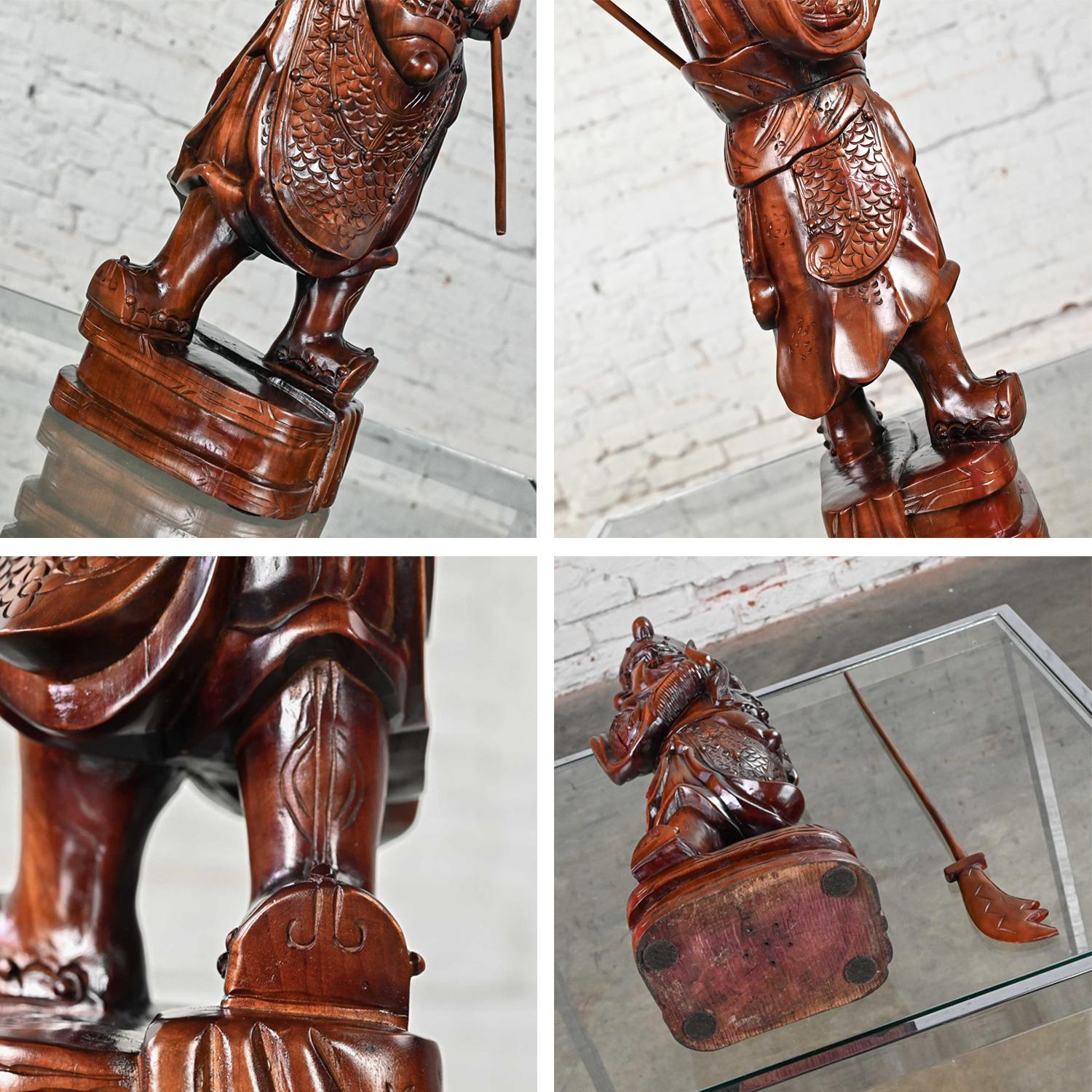 20th Century Asian Sculpture Guan Yu Chinese Warrior Hand Carved Rosewood For Sale 9