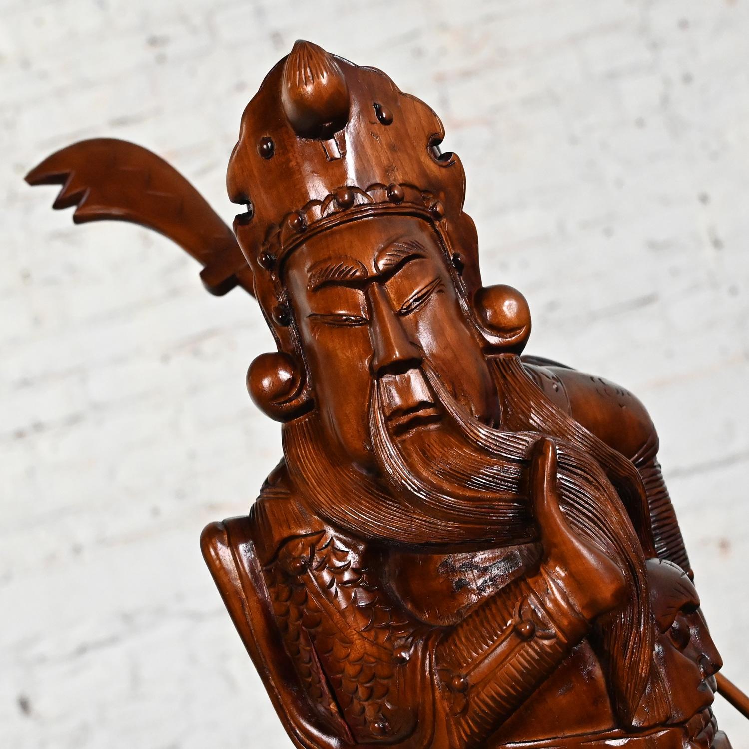 20th Century Asian Sculpture Guan Yu Chinese Warrior Hand Carved Rosewood In Good Condition For Sale In Topeka, KS