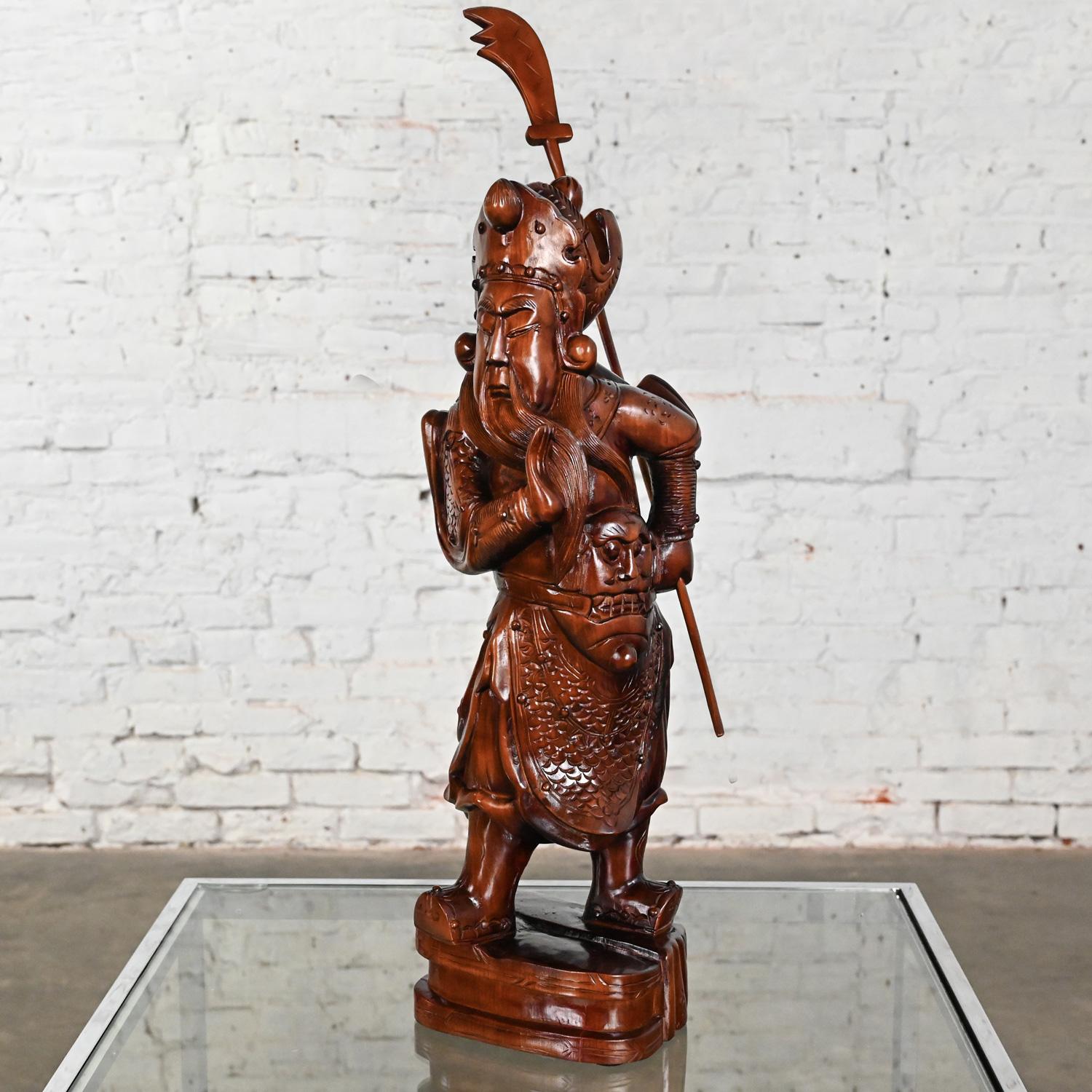 20th Century Asian Sculpture Guan Yu Chinese Warrior Hand Carved Rosewood For Sale 4