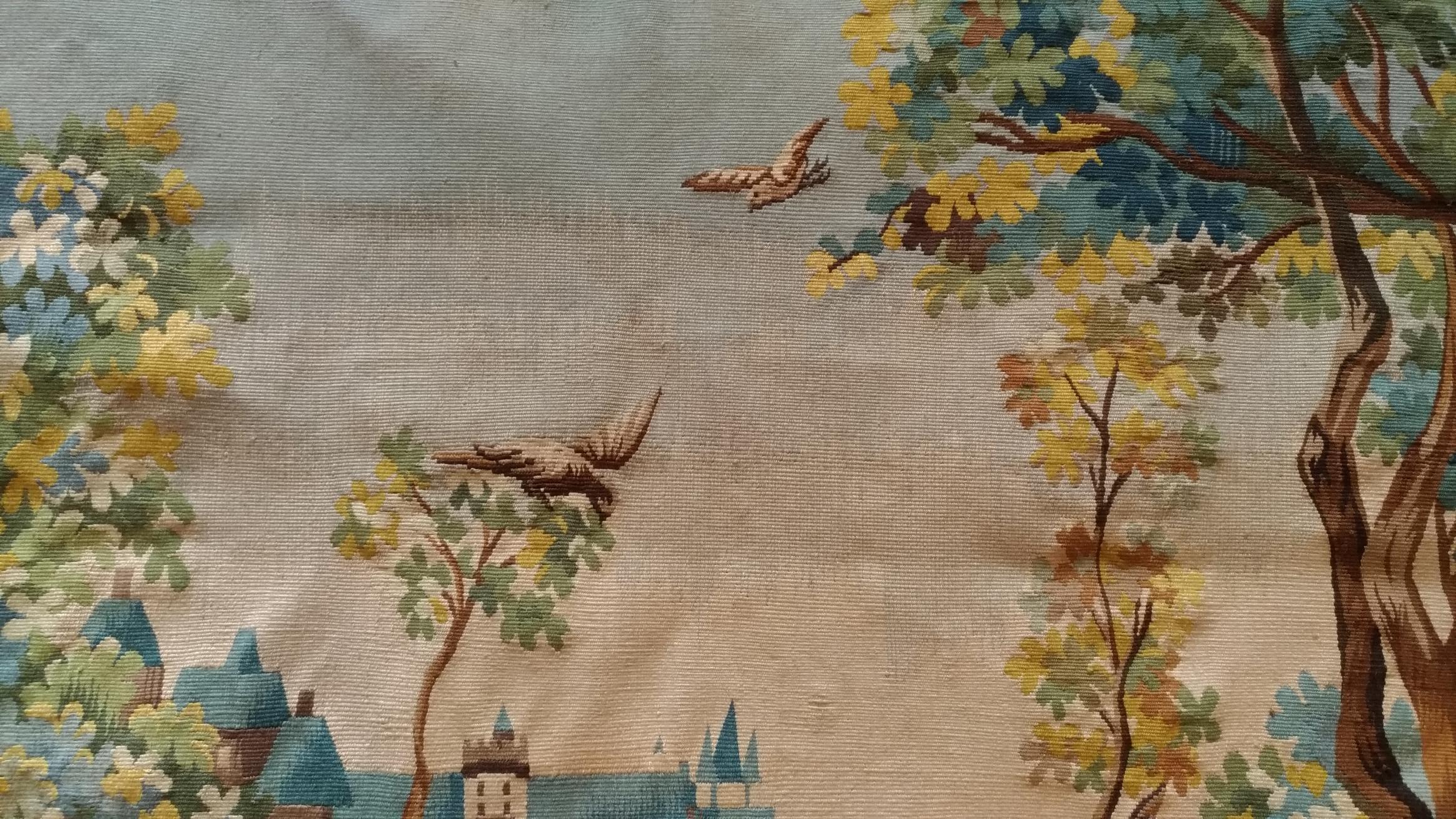 Français tapisserie d'aubusson du 20e siècle oiseau et château - n° 1144 en vente