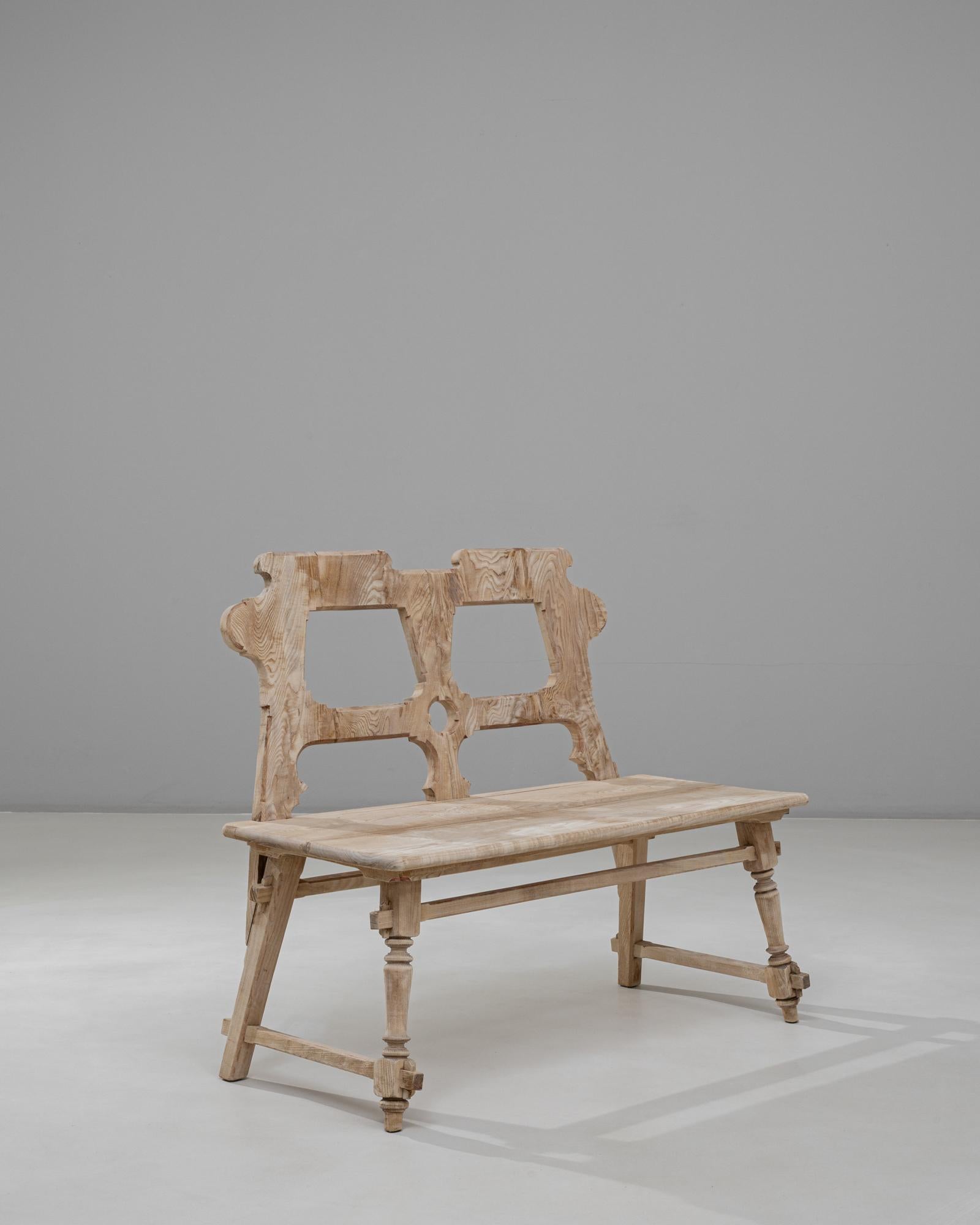 20th Century Austrian Alpine Wooden Bench With Backrest en venta 2