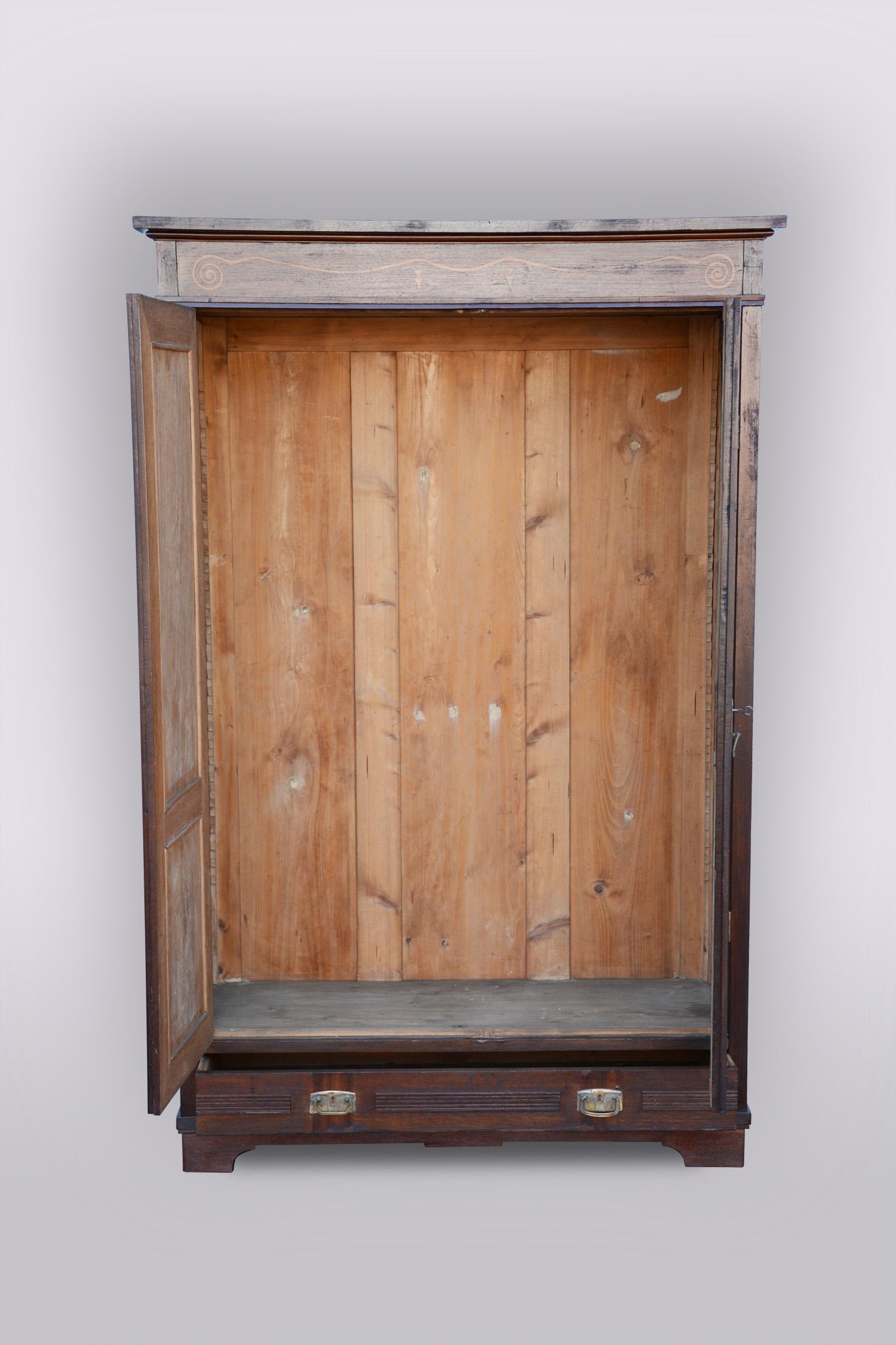 Early 20th Century 20th Century Austrian Art Nouveau Mahogany Wardrobe Cabinet, Restored, 1910s
